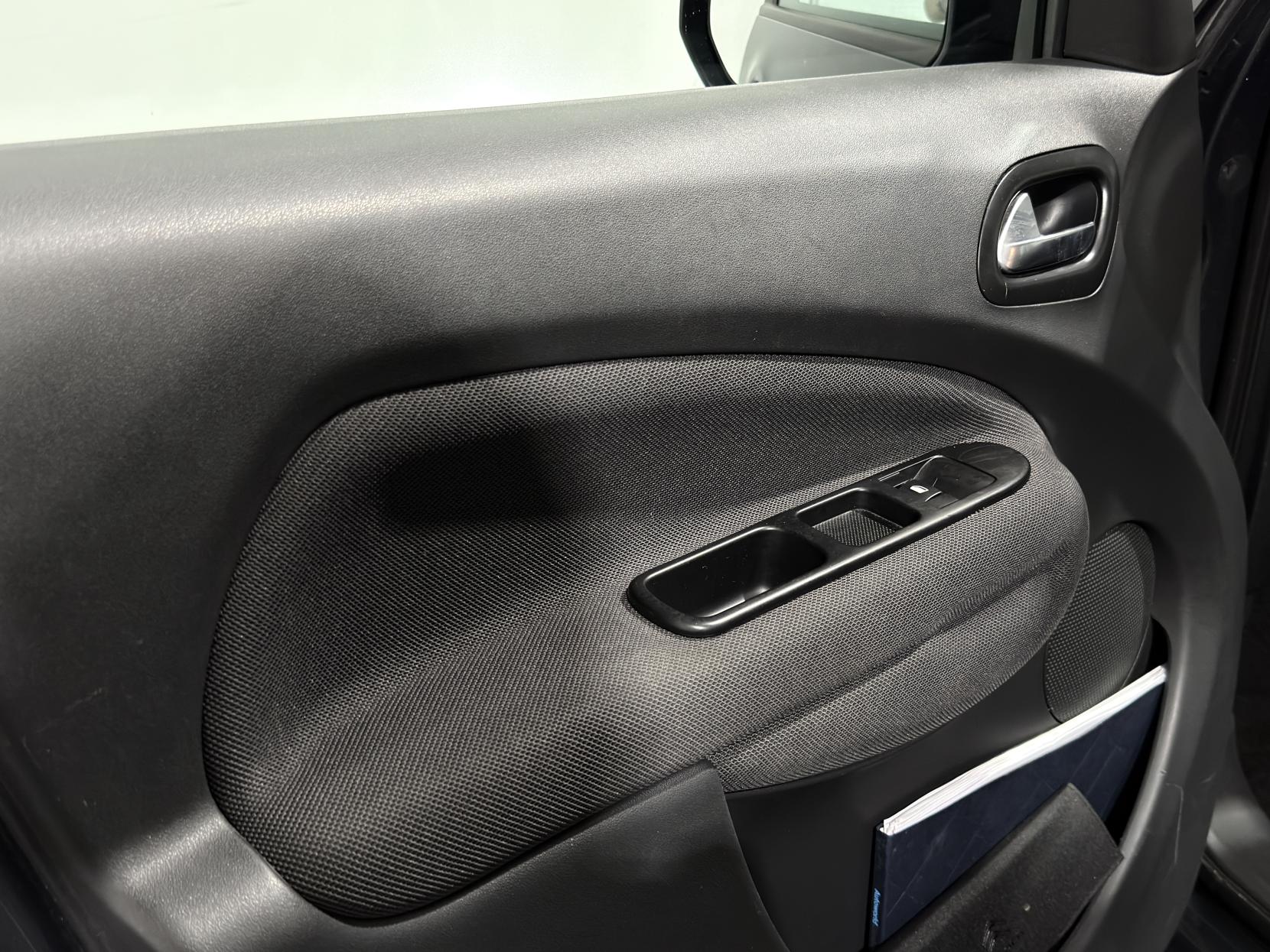 Citroen C3 Picasso 1.2 PureTech Edition MPV 5dr Petrol Manual Euro 6 (110 ps)