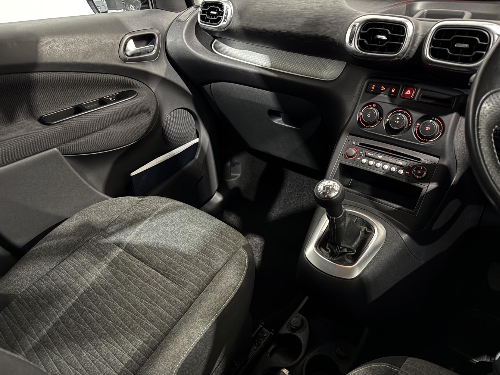 Citroen C3 Picasso 1.2 PureTech Edition MPV 5dr Petrol Manual Euro 6 (110 ps)