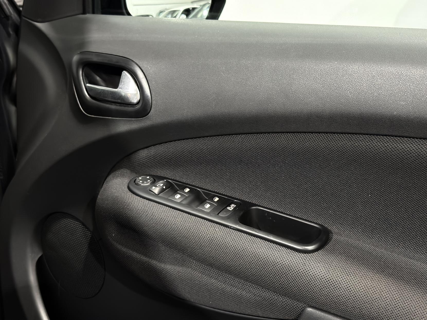 Citroen C3 Picasso 1.2 PureTech Edition MPV 5dr Petrol Manual Euro 6 (110 ps)