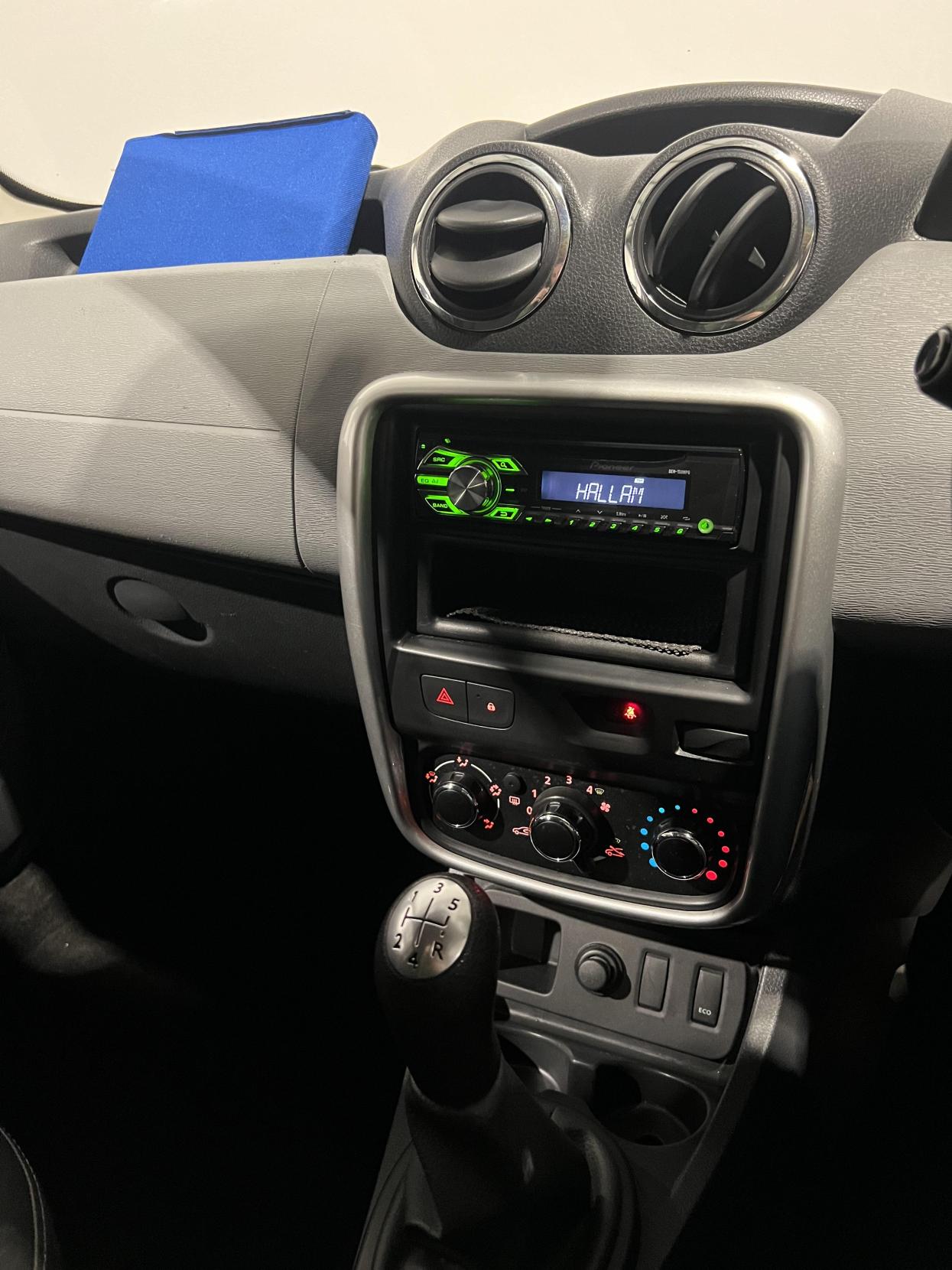Dacia Duster 1.6 Access SUV 5dr Petrol Manual Euro 5 (105 ps)