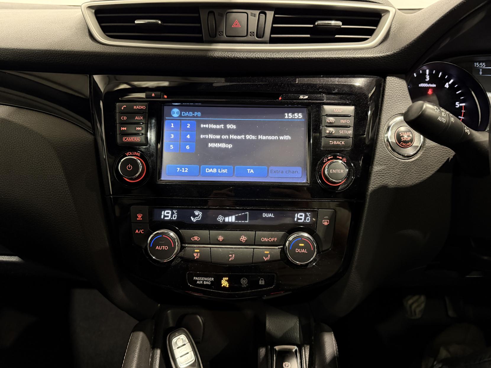 Nissan Qashqai 1.5 dCi N-Vision SUV 5dr Diesel Manual 2WD Euro 6 (s/s) (110 ps)