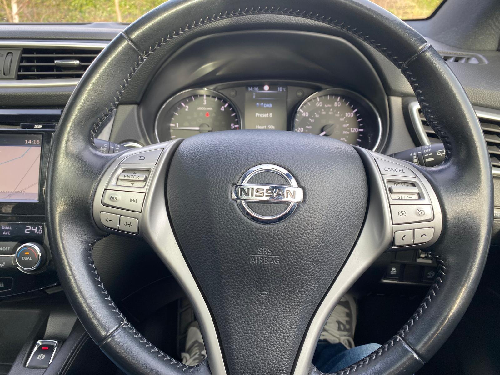 Nissan Qashqai 1.5 dCi N-Vision SUV 5dr Diesel Manual 2WD Euro 6 (s/s) (110 ps)