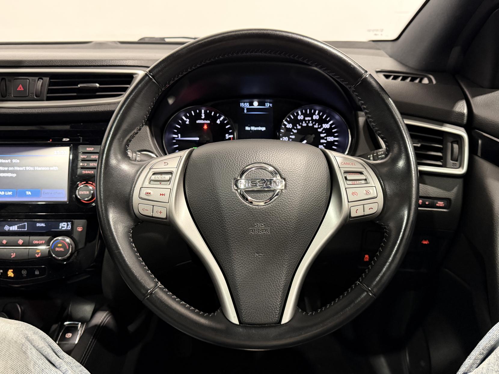 Nissan Qashqai 1.5 dCi N-Vision SUV 5dr Diesel Manual 2WD Euro 6 (s/s) (110 ps)