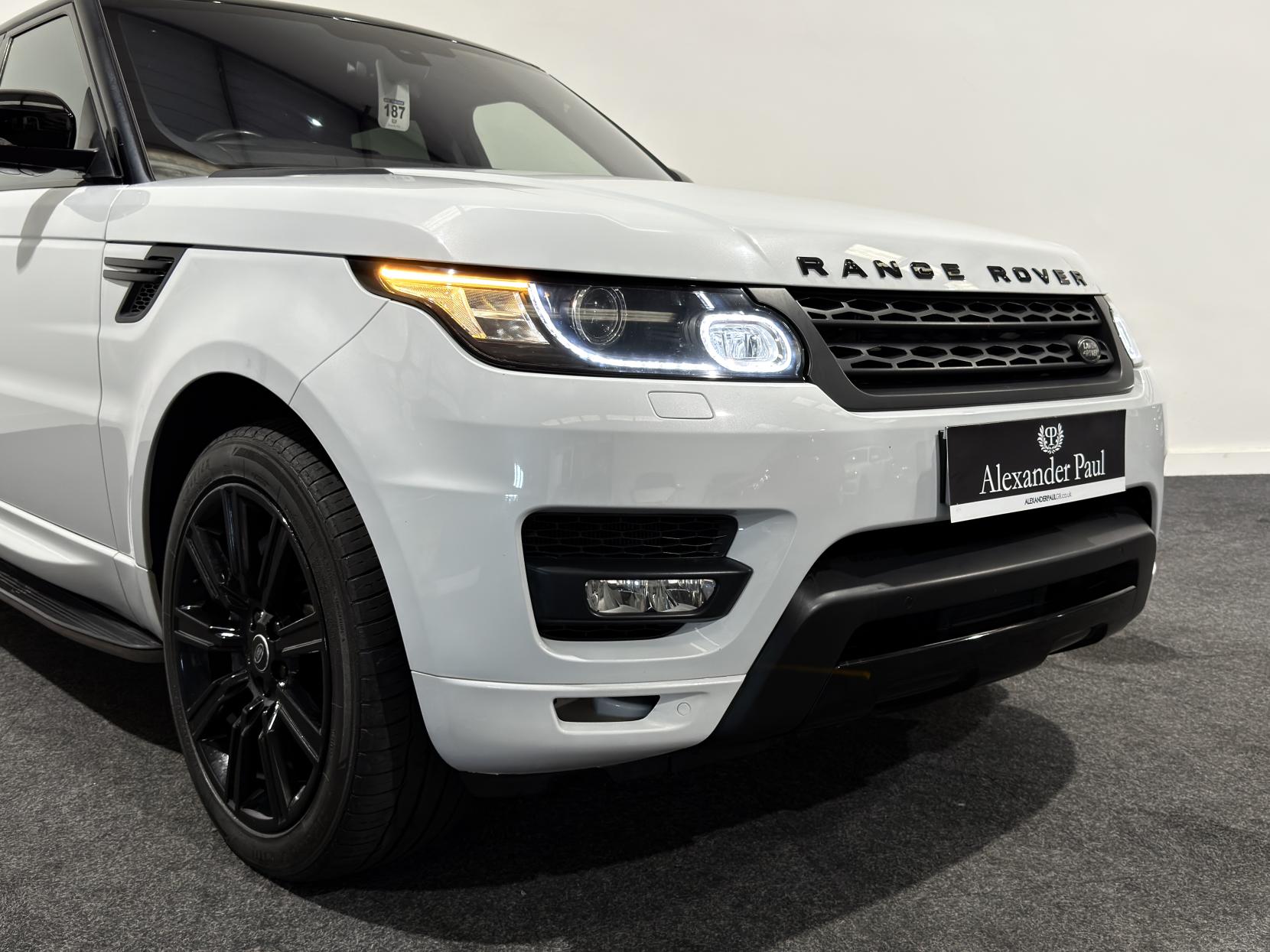 Land Rover Range Rover Sport 3.0 SD V6 HSE Dynamic SUV 5dr Diesel Auto 4WD Euro 6 (s/s) (306 ps)