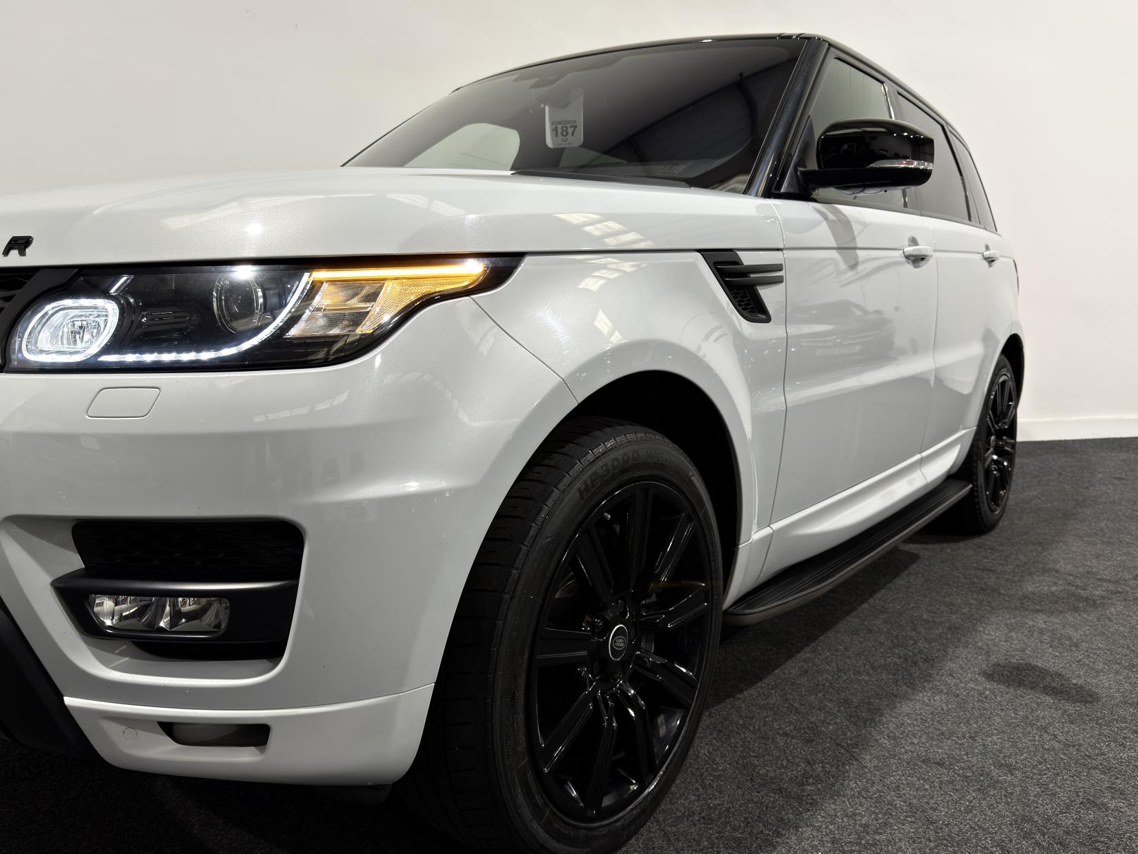 Land Rover Range Rover Sport 3.0 SD V6 HSE Dynamic SUV 5dr Diesel Auto 4WD Euro 6 (s/s) (306 ps)