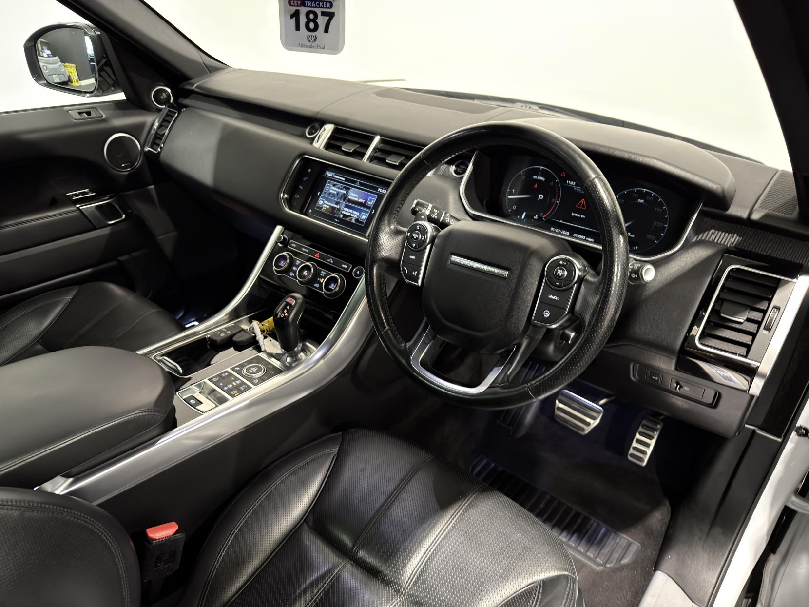 Land Rover Range Rover Sport 3.0 SD V6 HSE Dynamic SUV 5dr Diesel Auto 4WD Euro 6 (s/s) (306 ps)