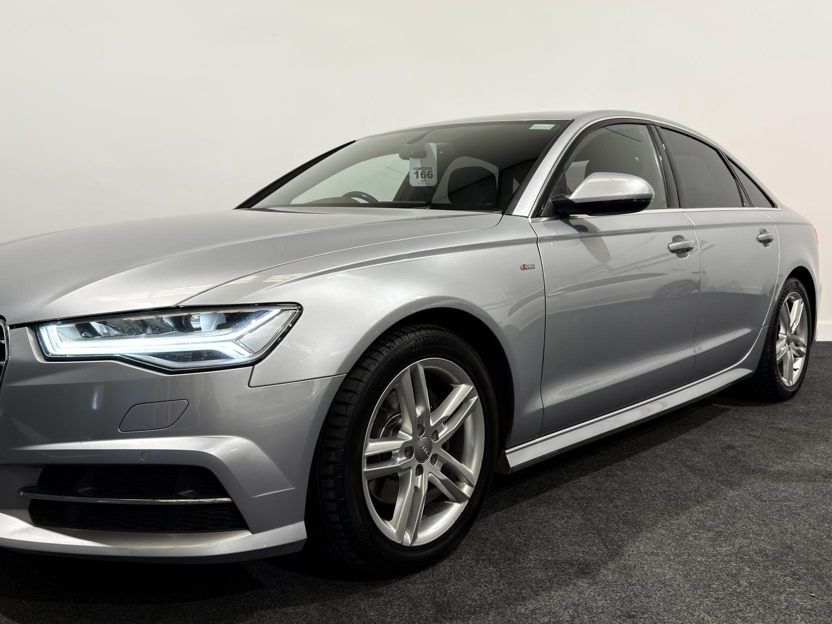 Audi A6 Saloon 2.0 TDI ultra S line Saloon 4dr Diesel Manual Euro 6 (s/s) (190 ps)