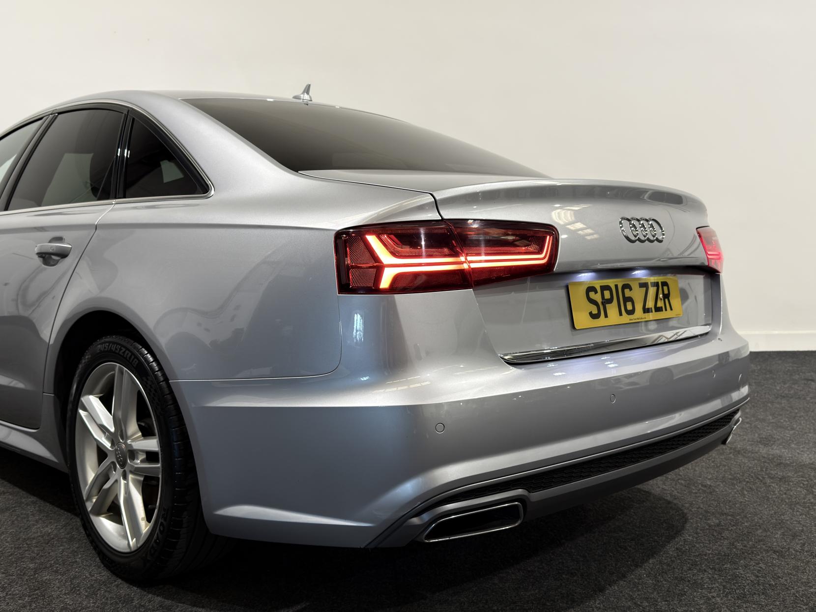 Audi A6 Saloon 2.0 TDI ultra S line Saloon 4dr Diesel Manual Euro 6 (s/s) (190 ps)