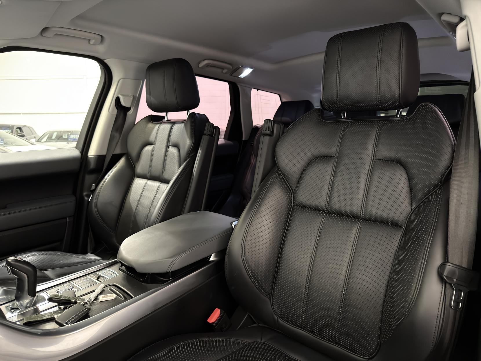 Land Rover Range Rover Sport 3.0 SD V6 HSE Dynamic SUV 5dr Diesel Auto 4WD Euro 5 (s/s) (306 ps)