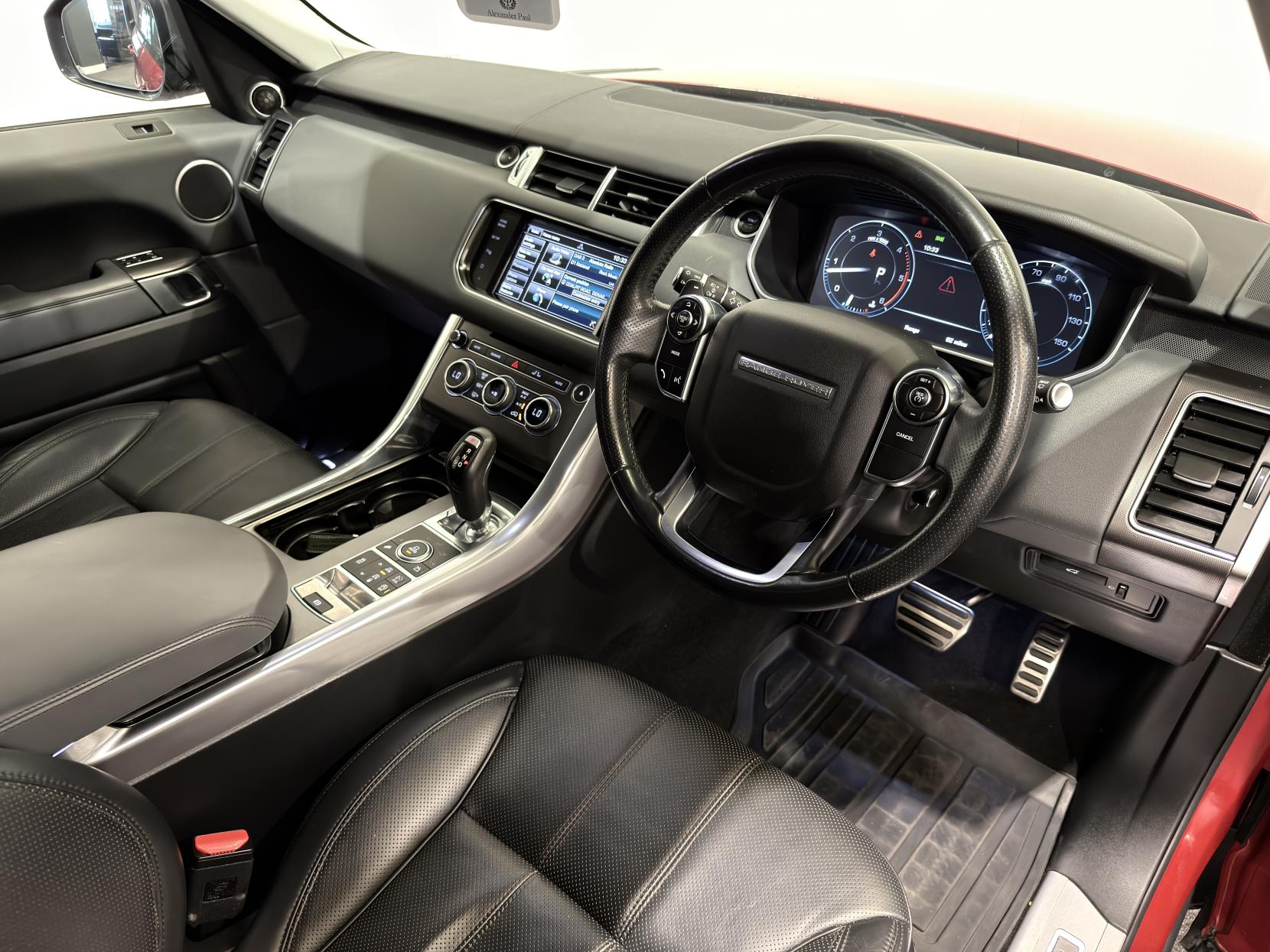 Land Rover Range Rover Sport 3.0 SD V6 HSE Dynamic SUV 5dr Diesel Auto 4WD Euro 5 (s/s) (306 ps)