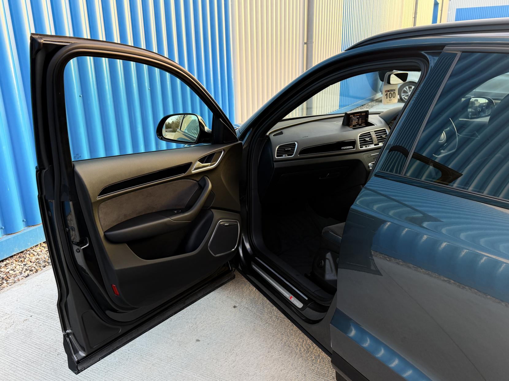 Audi Q3 2.0 TDI Black Edition SUV 5dr Diesel S Tronic quattro Euro 6 (s/s) (184 ps)