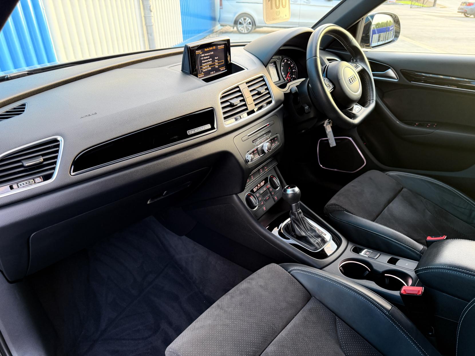 Audi Q3 2.0 TDI Black Edition SUV 5dr Diesel S Tronic quattro Euro 6 (s/s) (184 ps)