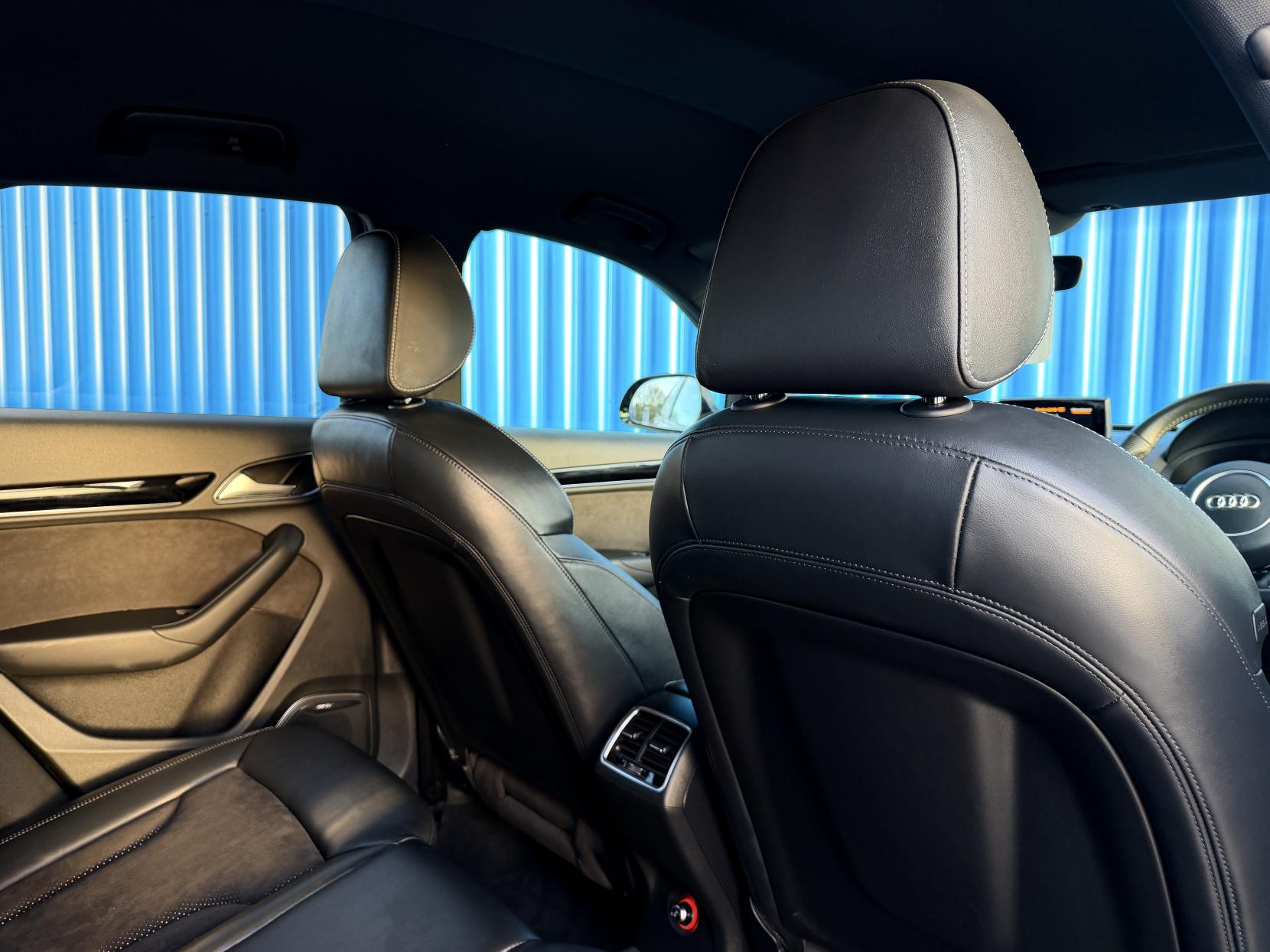 Audi Q3 2.0 TDI Black Edition SUV 5dr Diesel S Tronic quattro Euro 6 (s/s) (184 ps)