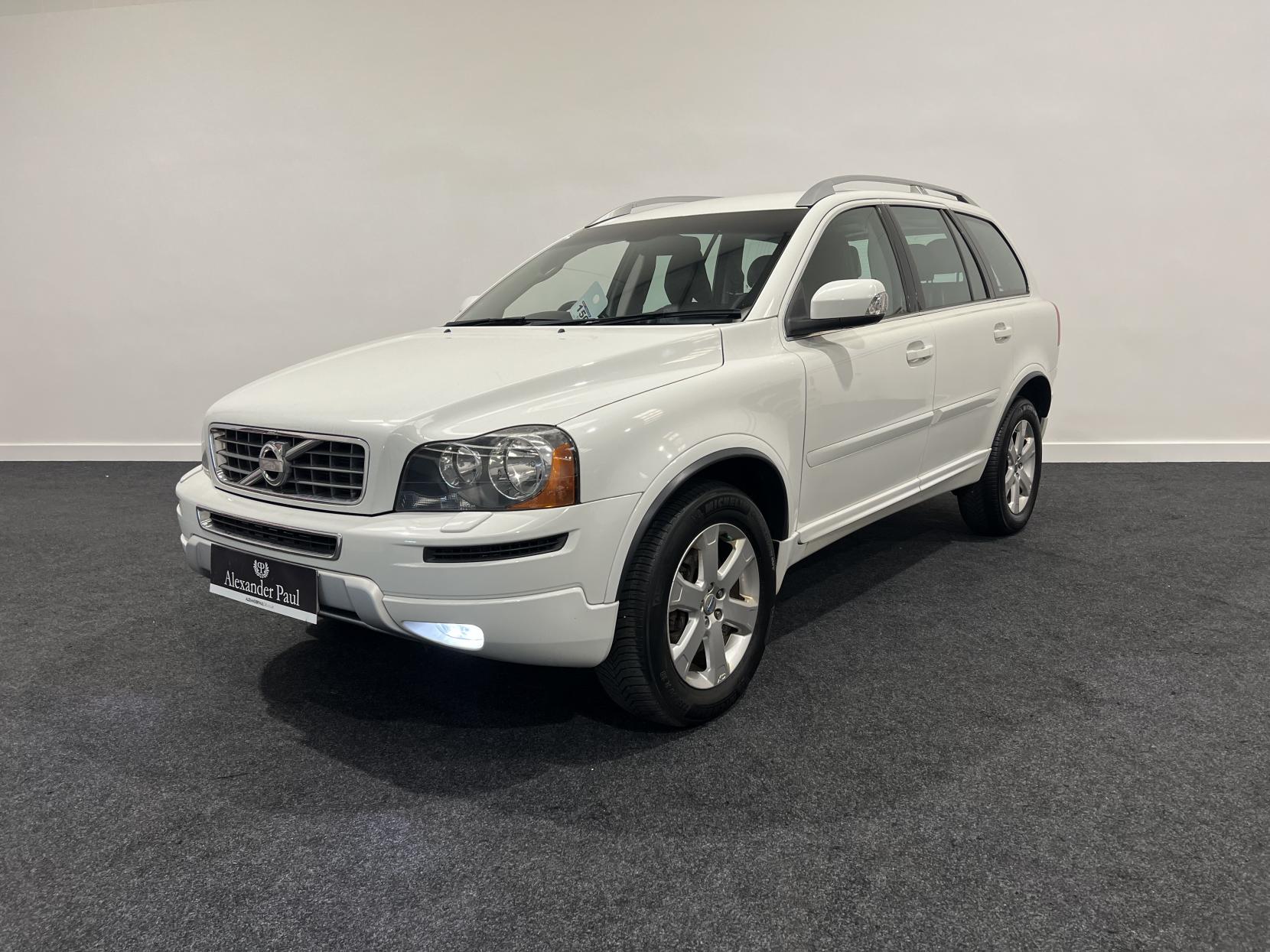 Volvo XC90 2.4 D5 SE SUV 5dr Diesel Geartronic 4WD Euro 5 (200 ps)