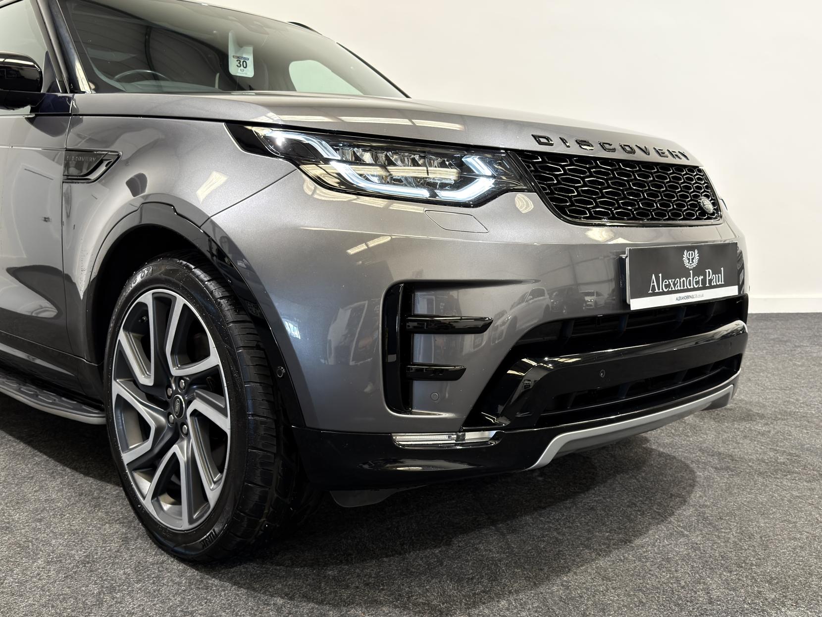 Land Rover Discovery 3.0 SD V6 HSE SUV 5dr Diesel Auto 4WD Euro 6 (s/s) (306 ps)