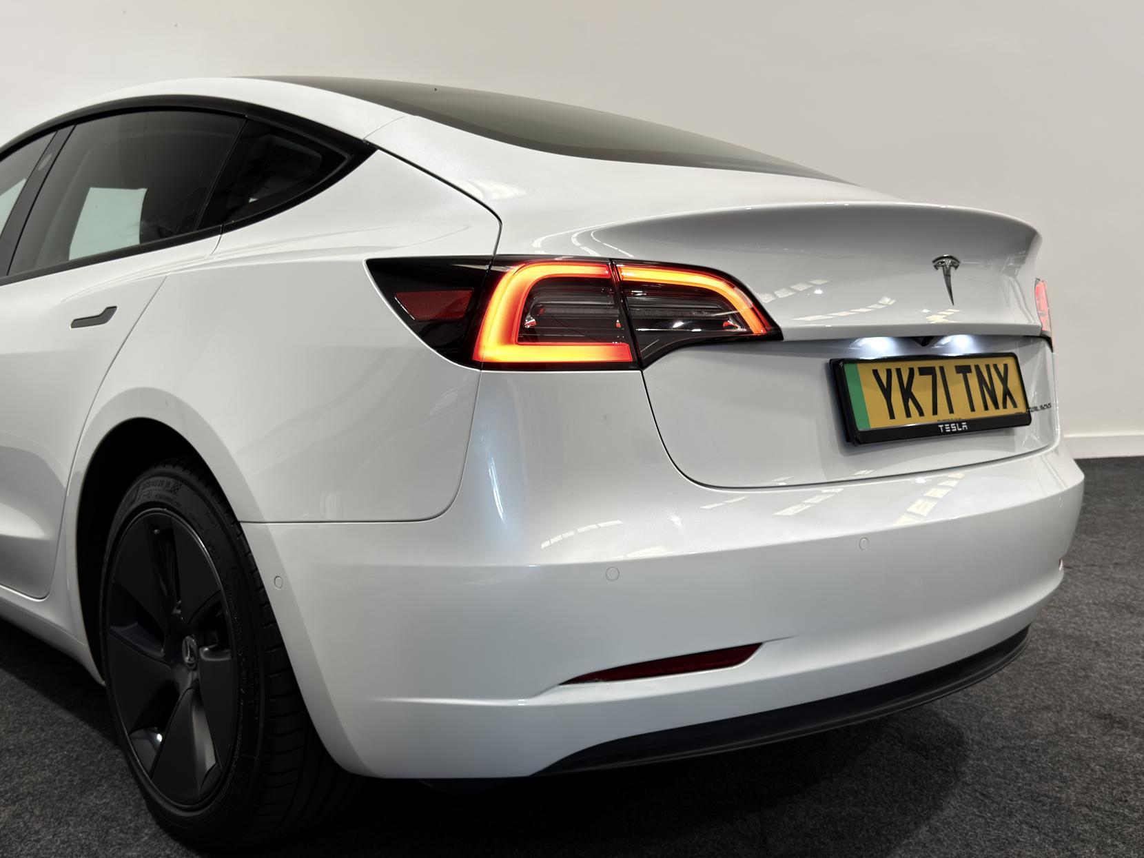Tesla Model 3 (Dual Motor) Long Range Saloon 4dr Electric Auto 4WDE (346 ps)