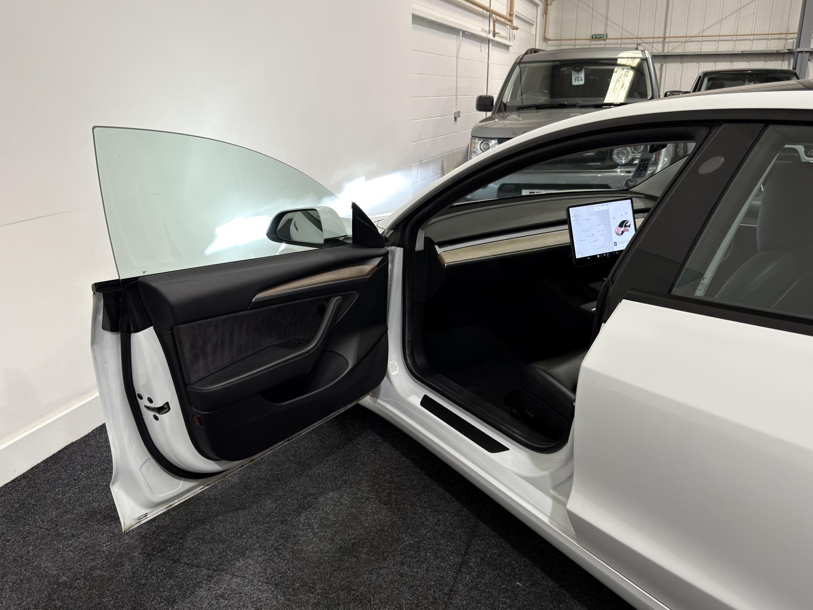 Tesla Model 3 (Dual Motor) Long Range Saloon 4dr Electric Auto 4WDE (346 ps)