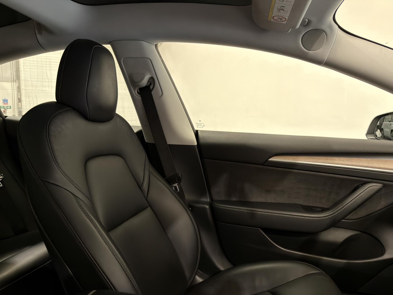 Tesla Model 3 (Dual Motor) Long Range Saloon 4dr Electric Auto 4WDE (346 ps)