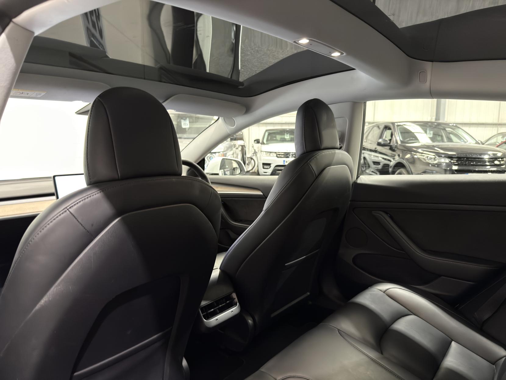 Tesla Model 3 (Dual Motor) Long Range Saloon 4dr Electric Auto 4WDE (346 ps)