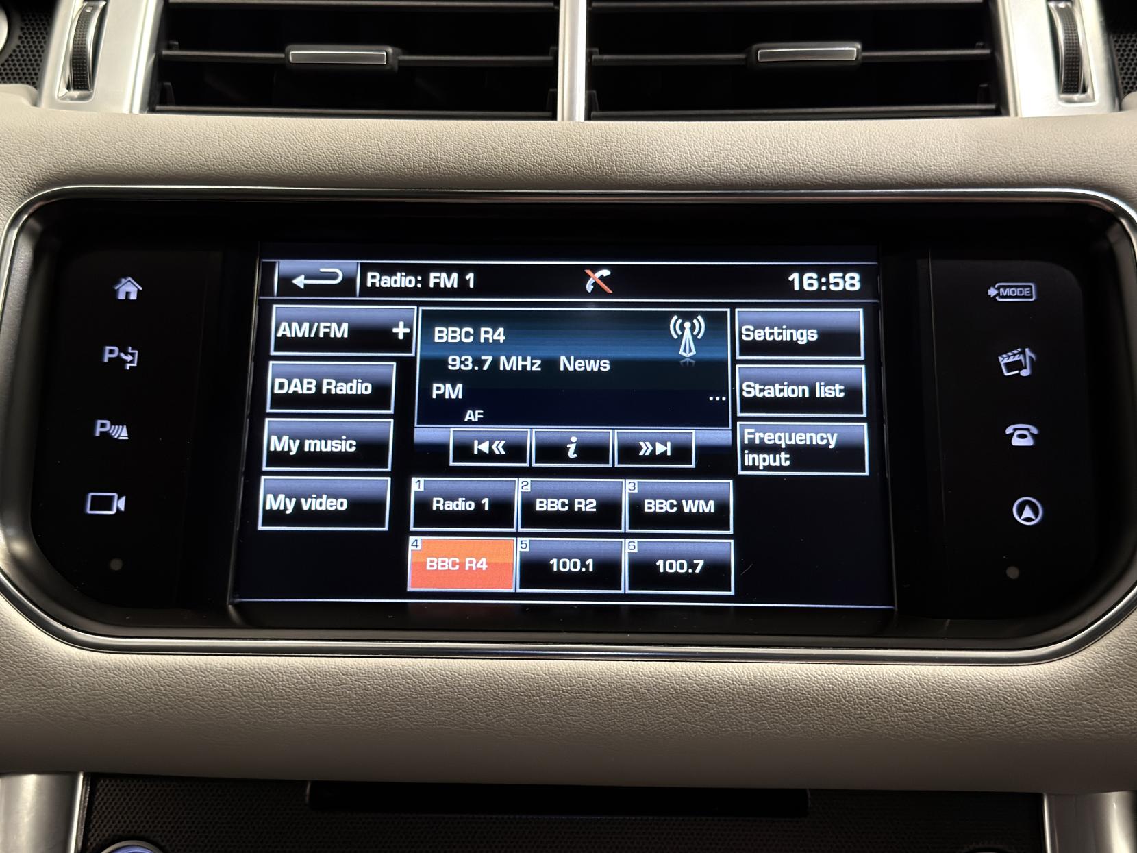 Land Rover Range Rover Sport 3.0 SD V6 HSE Dynamic SUV 5dr Diesel Auto 4WD Euro 6 (s/s) (306 ps)