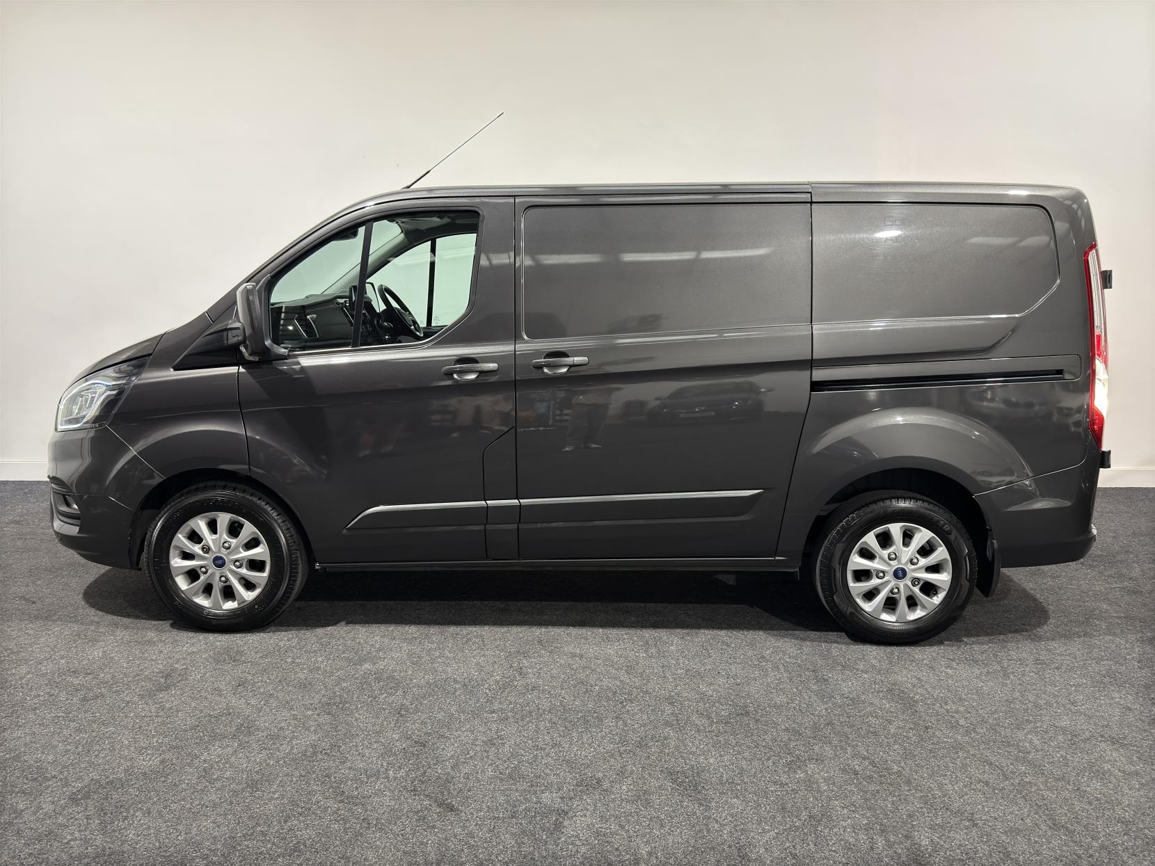 Ford Transit Custom 2.0 300 EcoBlue Limited Panel Van 5dr Diesel Manual L1 H1 Euro 6 (s/s) (130 ps)