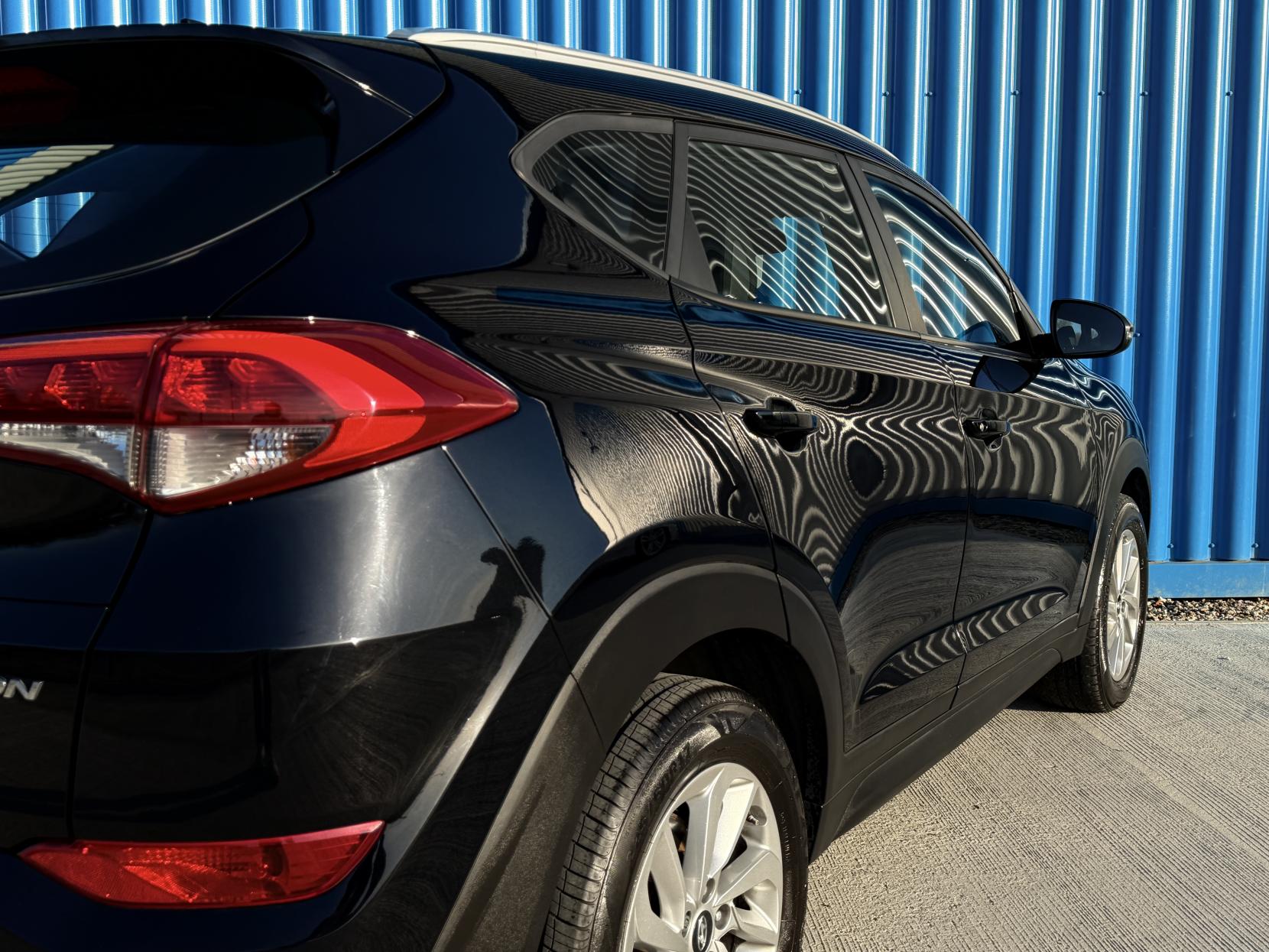 Hyundai TUCSON 1.7 CRDi Blue Drive SE SUV 5dr Diesel Manual Euro 6 (s/s) (116 ps)