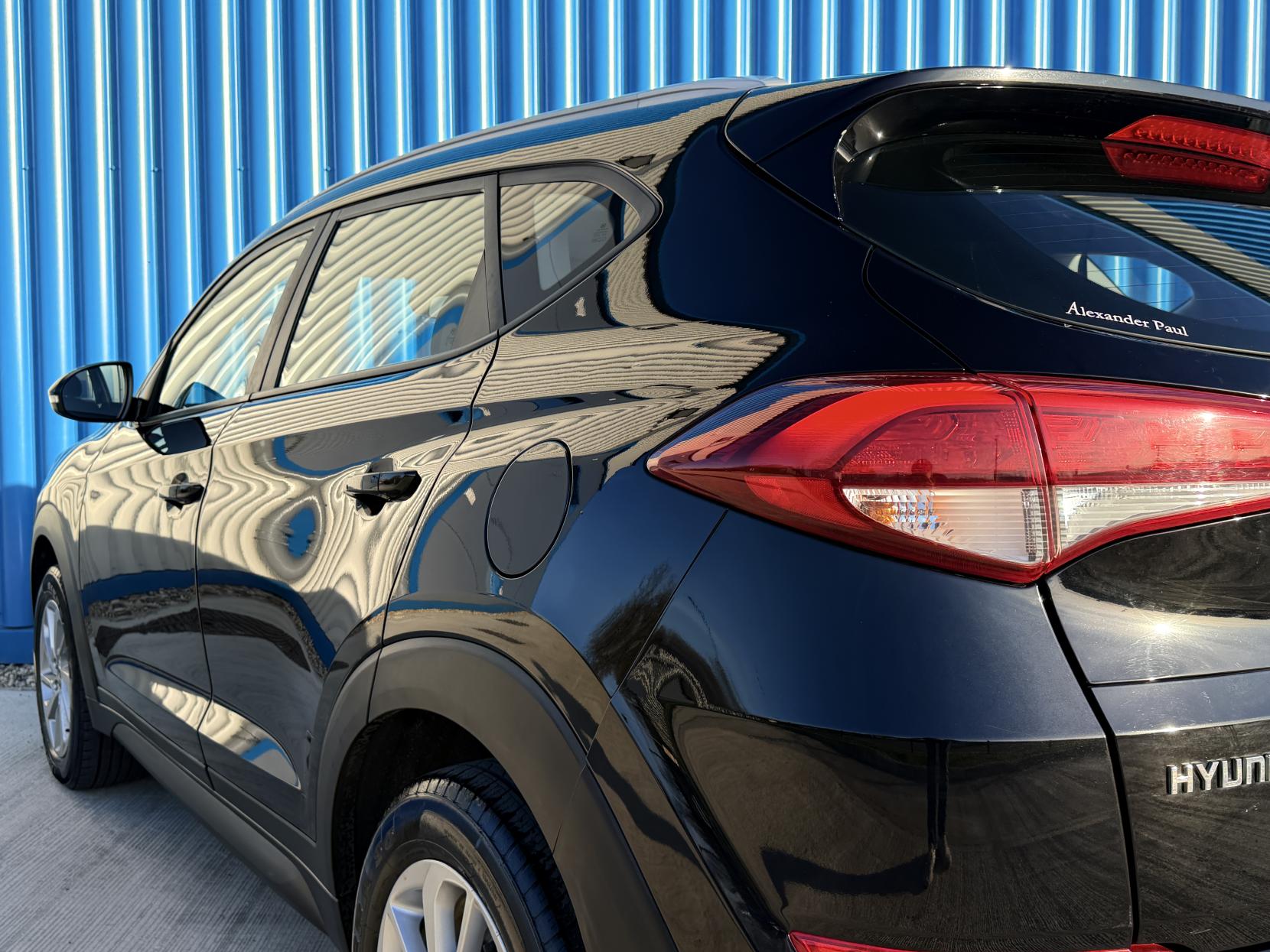 Hyundai TUCSON 1.7 CRDi Blue Drive SE SUV 5dr Diesel Manual Euro 6 (s/s) (116 ps)