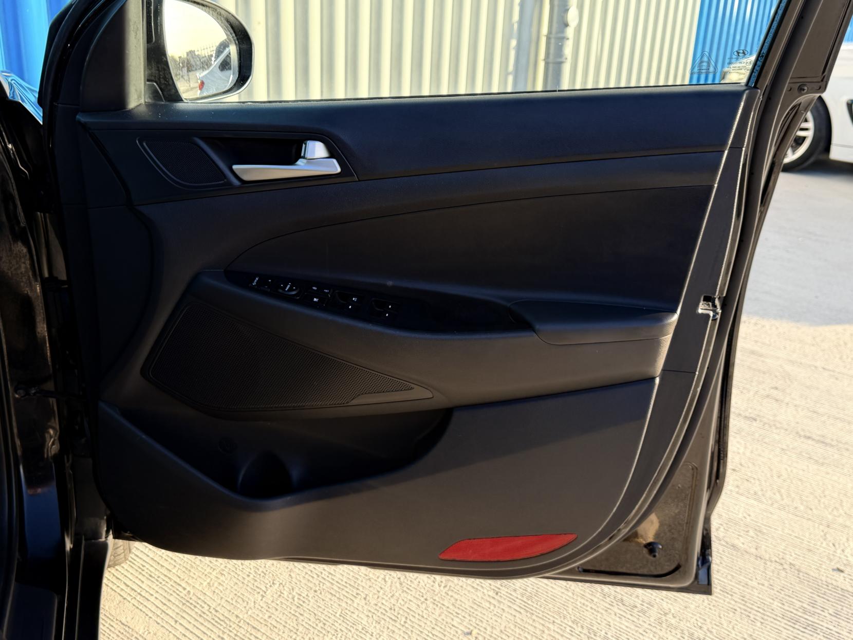 Hyundai TUCSON 1.7 CRDi Blue Drive SE SUV 5dr Diesel Manual Euro 6 (s/s) (116 ps)