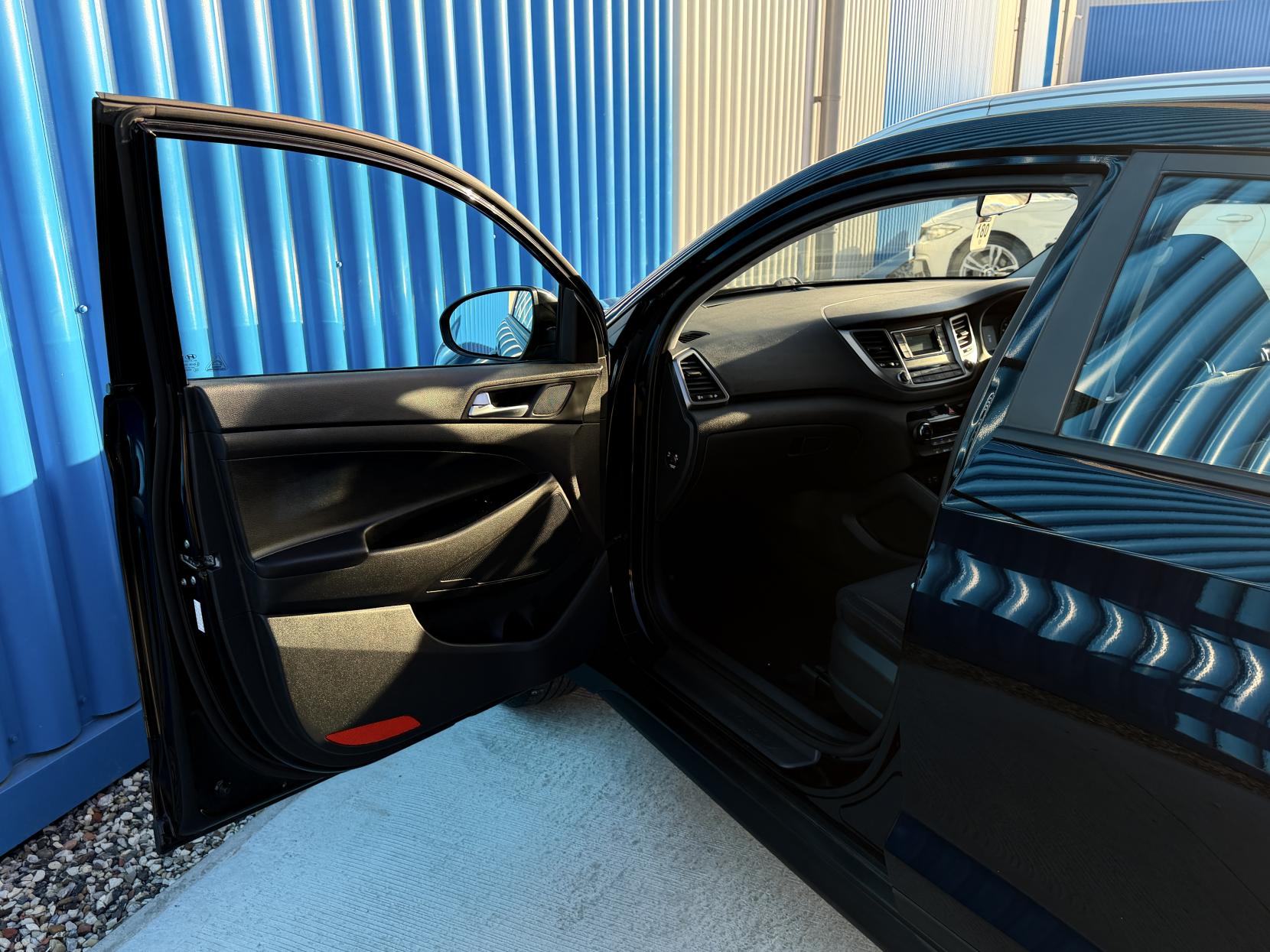 Hyundai TUCSON 1.7 CRDi Blue Drive SE SUV 5dr Diesel Manual Euro 6 (s/s) (116 ps)