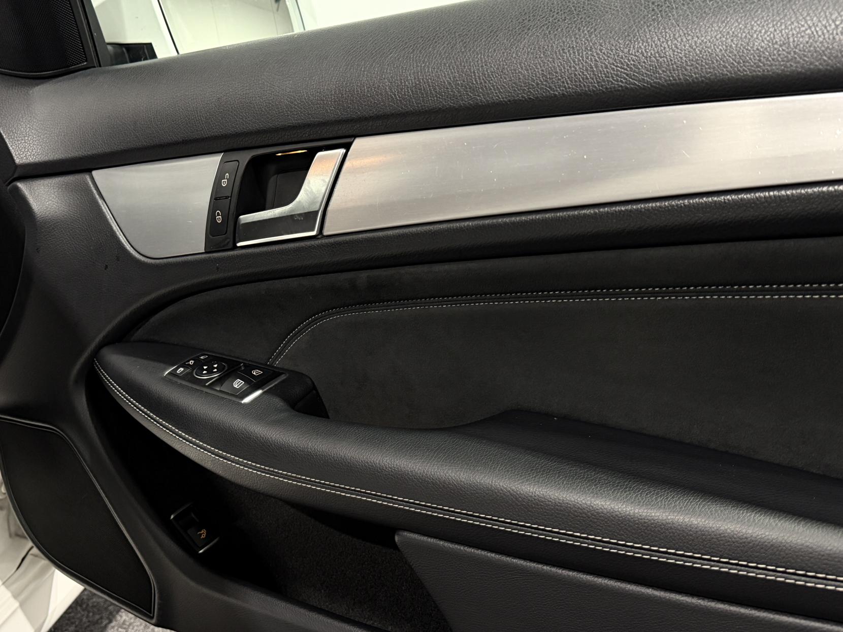 Mercedes-Benz C Class 2.1 C220 CDI AMG Sport Edition Coupe 2dr Diesel G-Tronic+ Euro 5 (s/s) (170 ps)