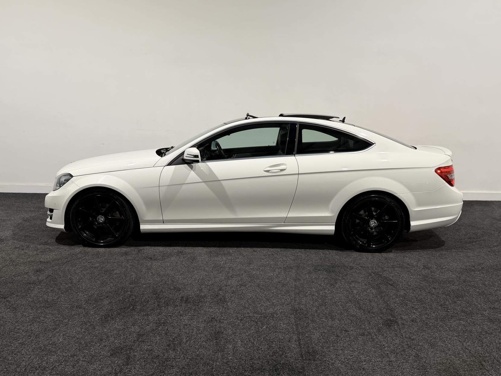 Mercedes-Benz C Class 2.1 C220 CDI AMG Sport Edition Coupe 2dr Diesel G-Tronic+ Euro 5 (s/s) (170 ps)