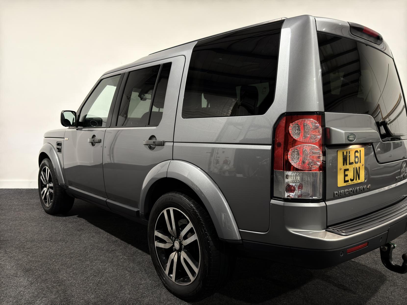 Land Rover Discovery 4 3.0 SD V6 HSE SUV 5dr Diesel Auto 4WD Euro 5 (255 bhp)