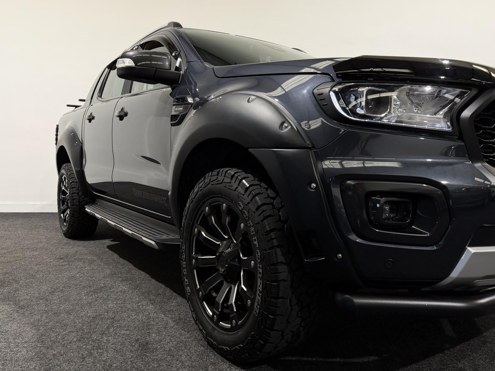 Ford Ranger 2.0 EcoBlue Wildtrak Pickup Double Cab 4dr Diesel Auto 4WD Euro 6 (s/s) (213 ps)