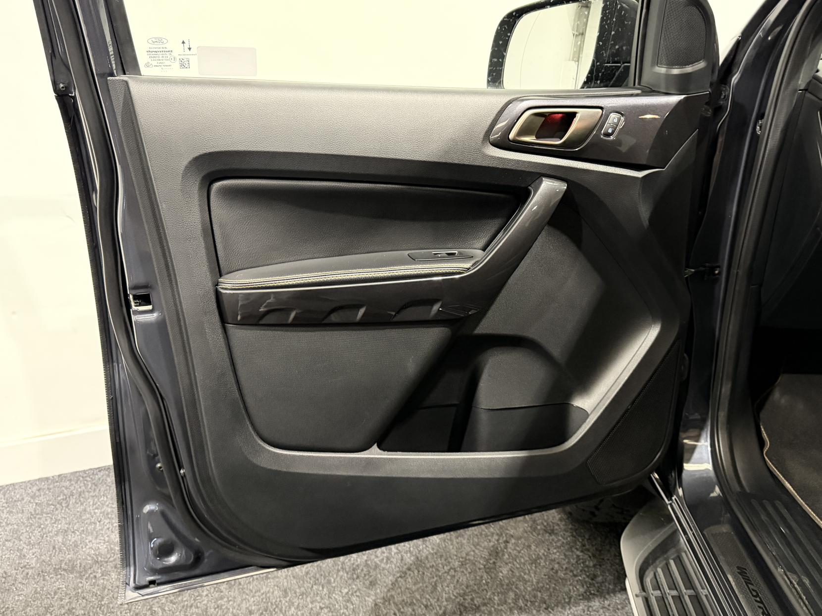 Ford Ranger 2.0 EcoBlue Wildtrak Pickup Double Cab 4dr Diesel Auto 4WD Euro 6 (s/s) (213 ps)