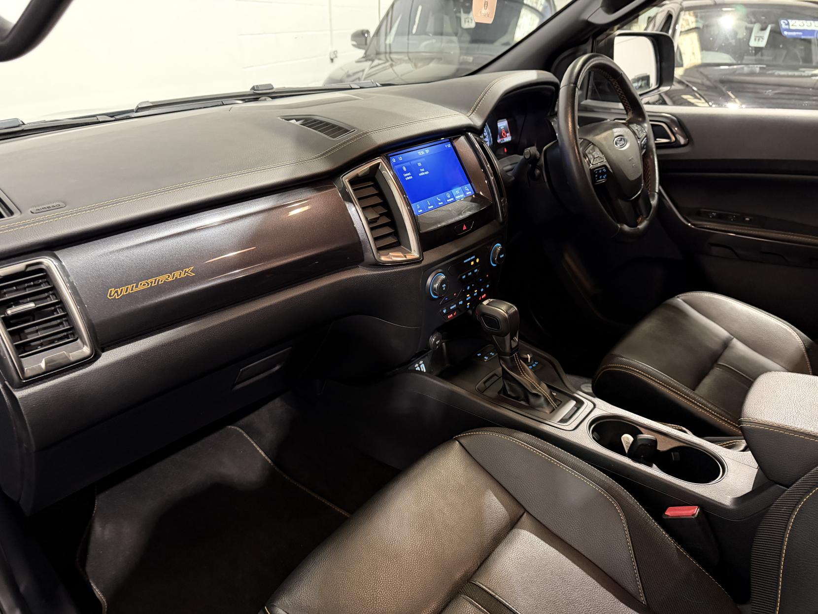 Ford Ranger 2.0 EcoBlue Wildtrak Pickup Double Cab 4dr Diesel Auto 4WD Euro 6 (s/s) (213 ps)