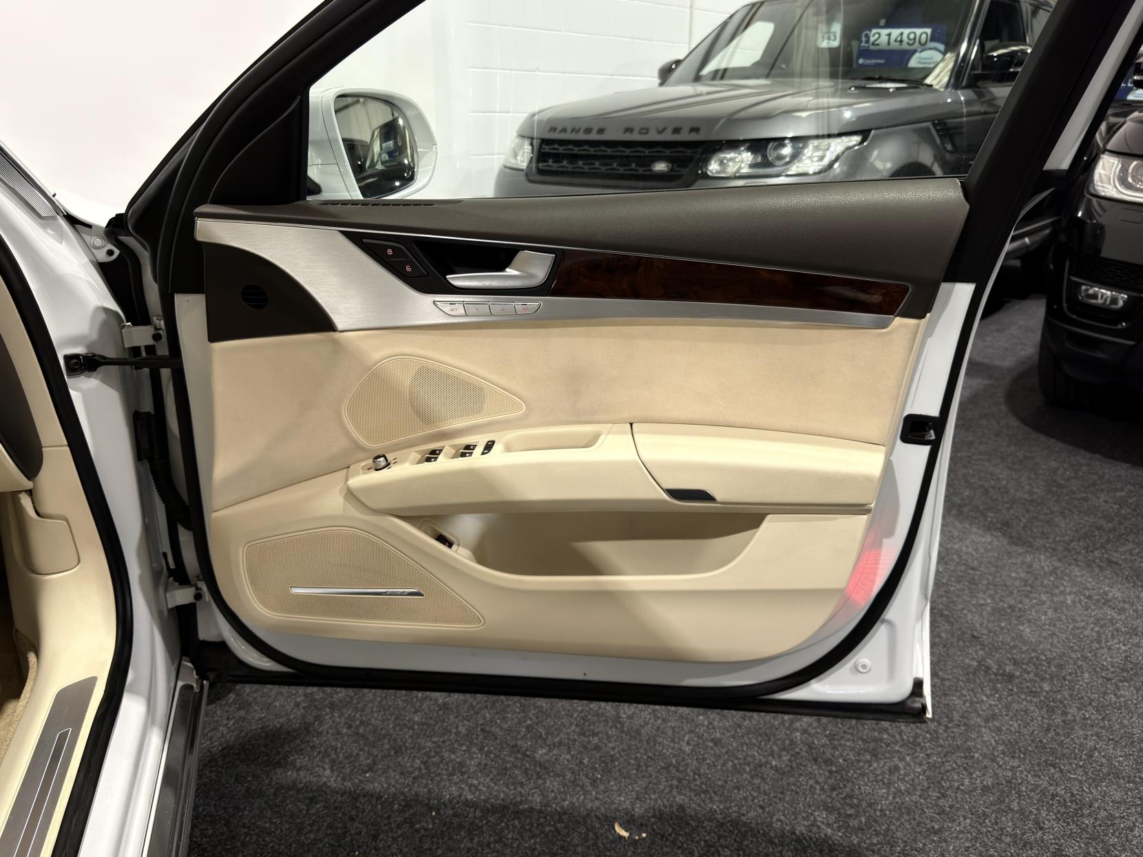 Audi A8 3.0 TDI V6 Sport Executive Saloon 4dr Diesel Tiptronic quattro Euro 5 (s/s) (250 ps)