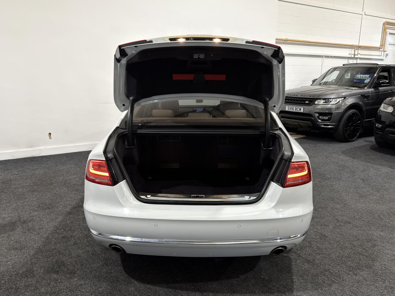 Audi A8 3.0 TDI V6 Sport Executive Saloon 4dr Diesel Tiptronic quattro Euro 5 (s/s) (250 ps)