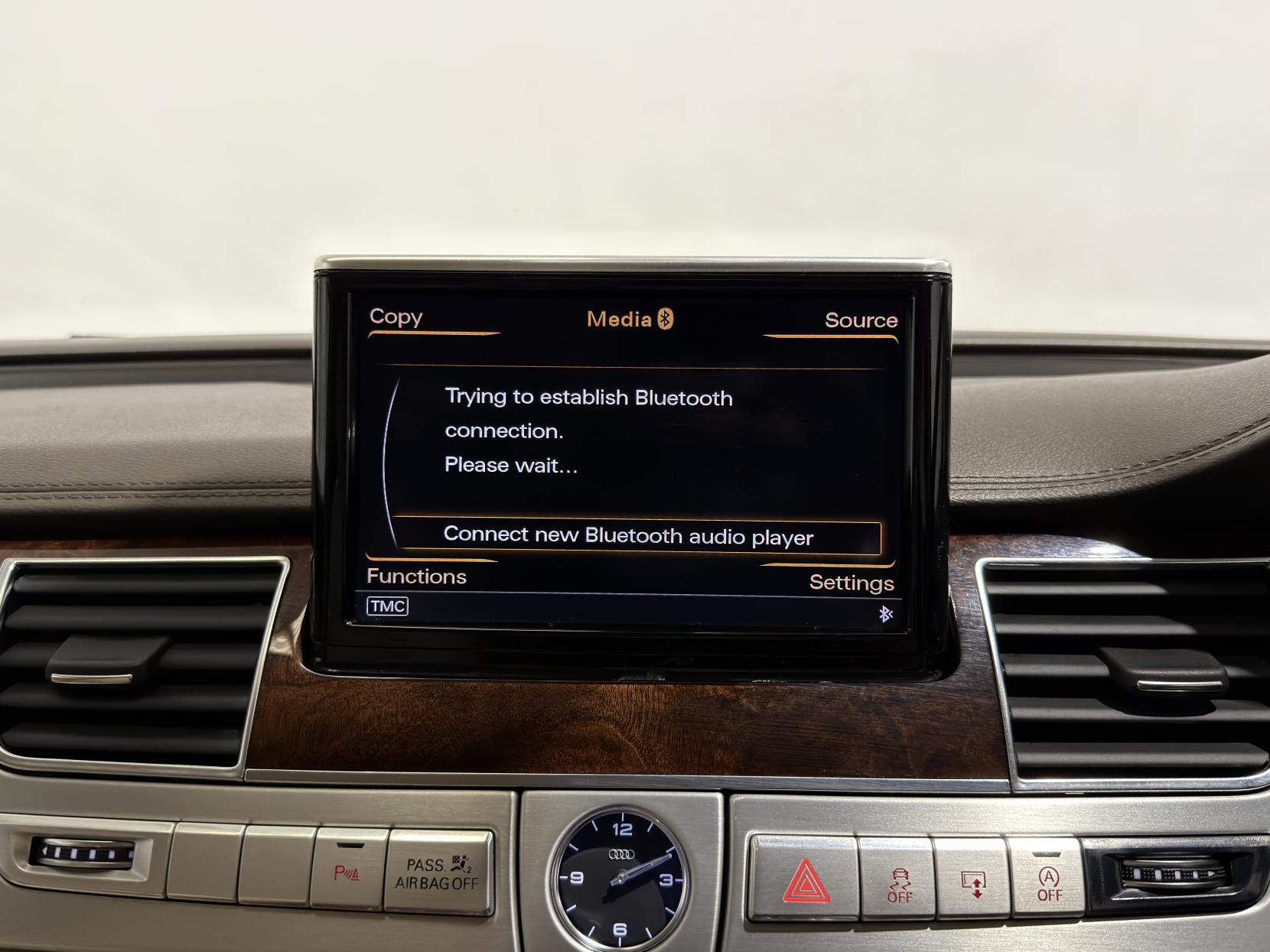 Audi A8 3.0 TDI V6 Sport Executive Saloon 4dr Diesel Tiptronic quattro Euro 5 (s/s) (250 ps)