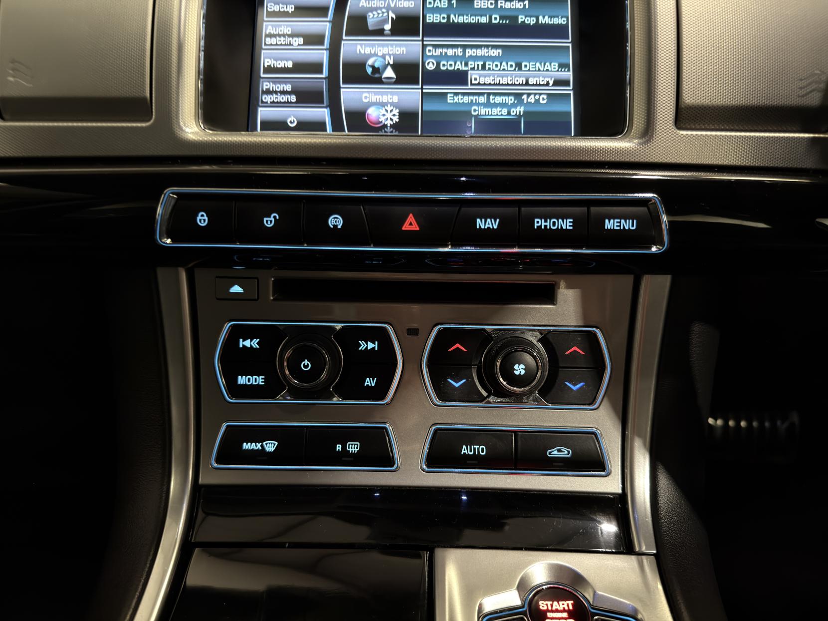 Jaguar XF 2.2d Sport Saloon 4dr Diesel Auto Euro 5 (s/s) (200 ps)