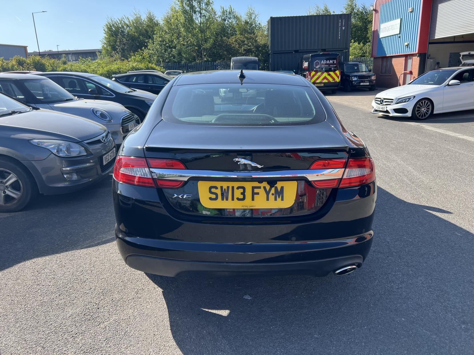 Jaguar XF 2.2d Sport Saloon 4dr Diesel Auto Euro 5 (s/s) (200 ps)