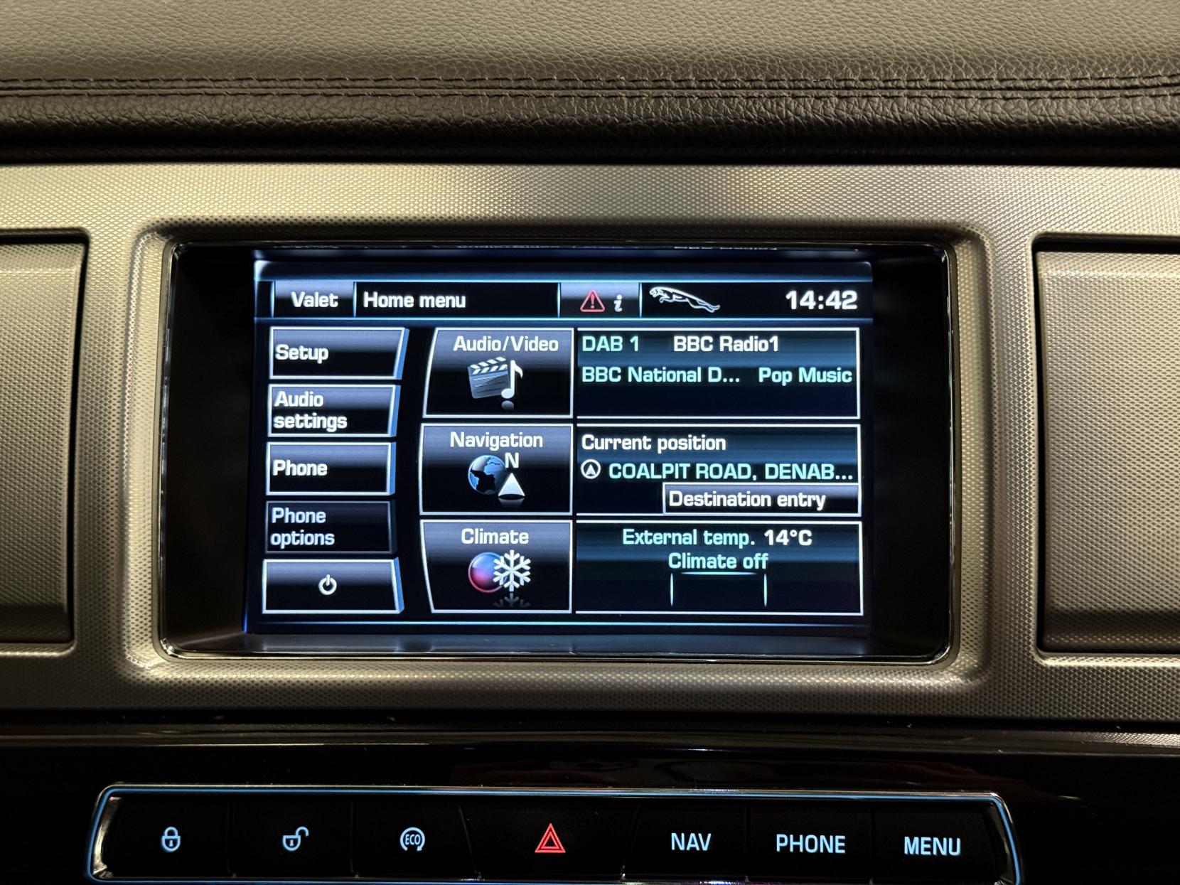 Jaguar XF 2.2d Sport Saloon 4dr Diesel Auto Euro 5 (s/s) (200 ps)