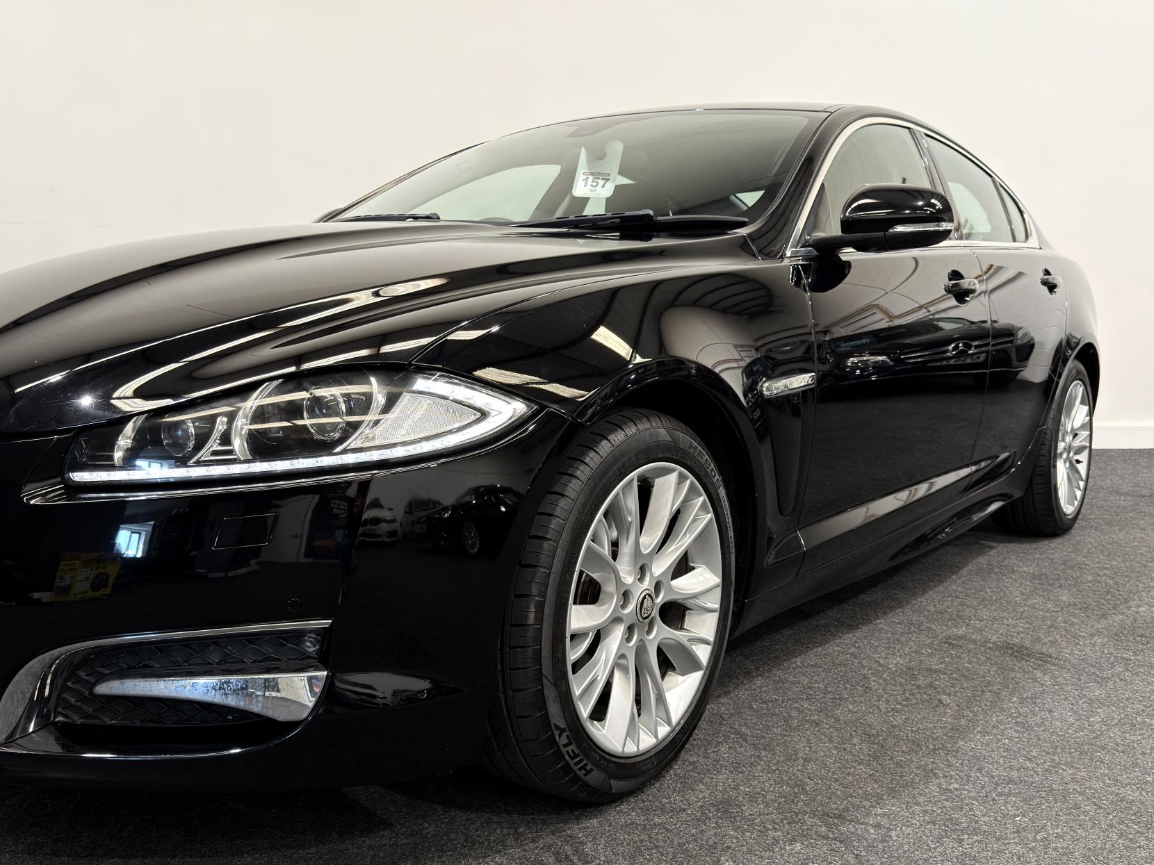 Jaguar XF 2.2d Sport Saloon 4dr Diesel Auto Euro 5 (s/s) (200 ps)
