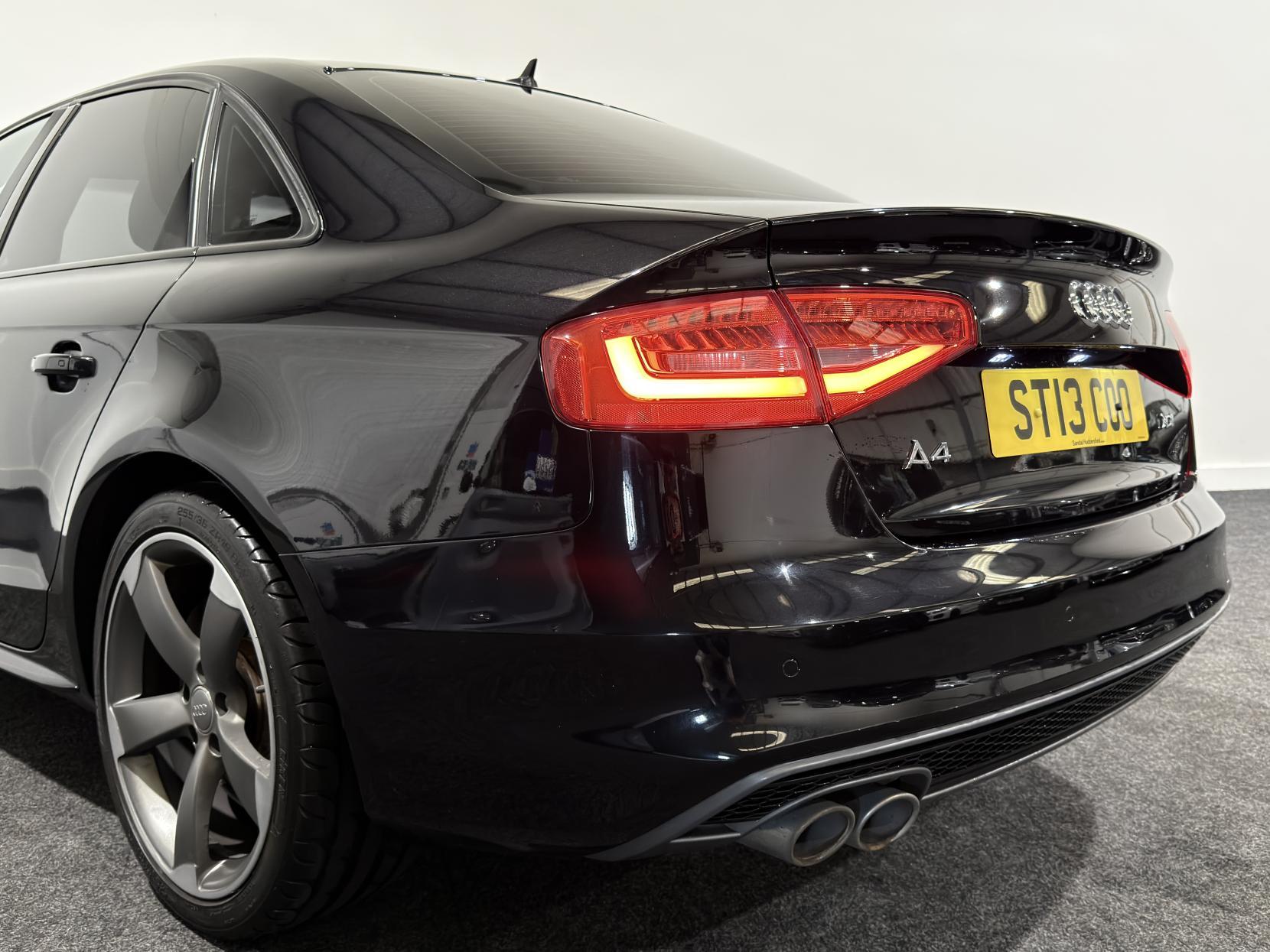 Audi A4 2.0 TDI Black Edition Saloon 4dr Diesel Manual Euro 5 (s/s) (150 ps)