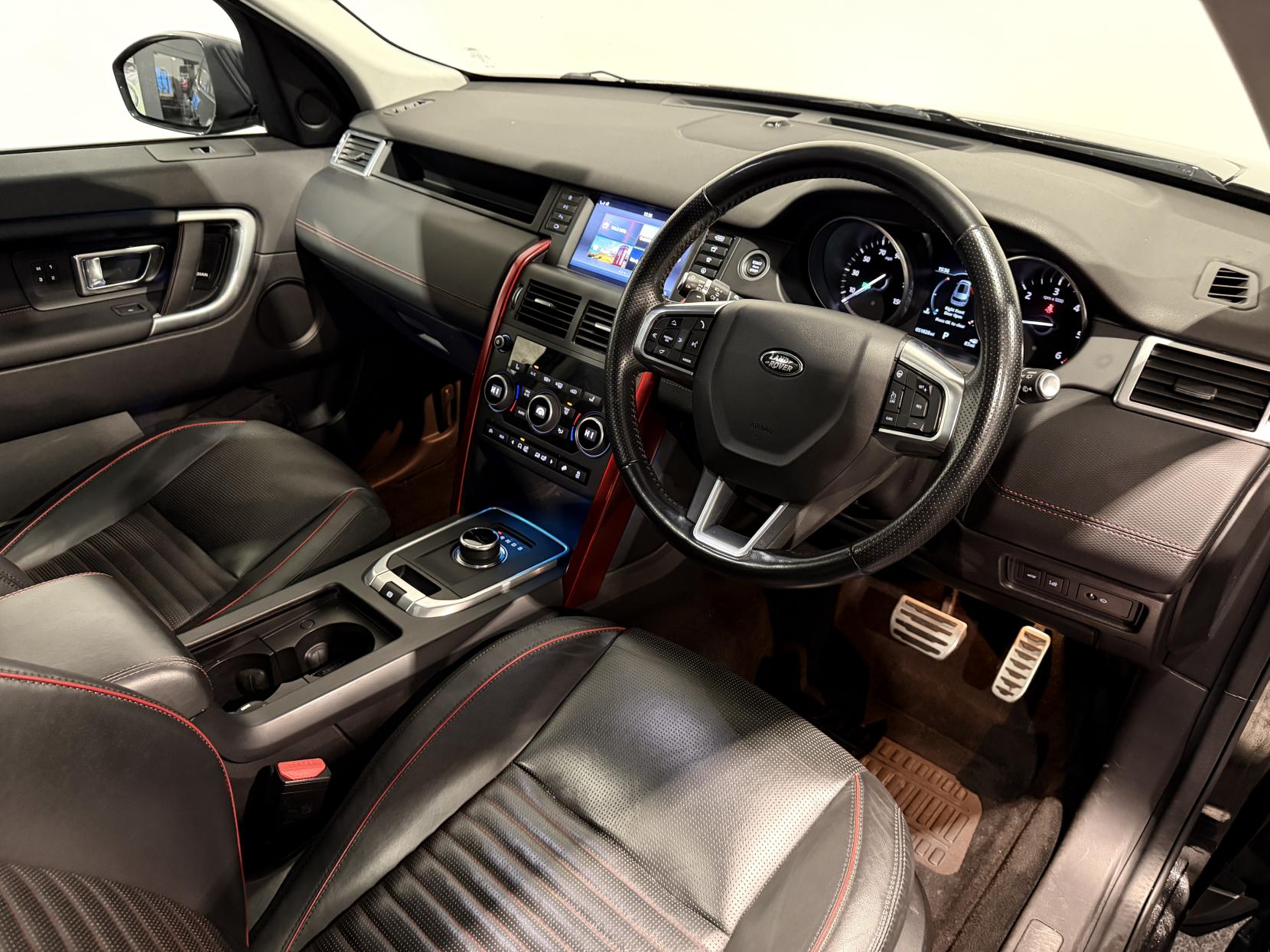 Land Rover Discovery Sport 2.0 TD4 HSE Dynamic Lux SUV 5dr Diesel Auto 4WD Euro 6 (s/s) (180 ps)