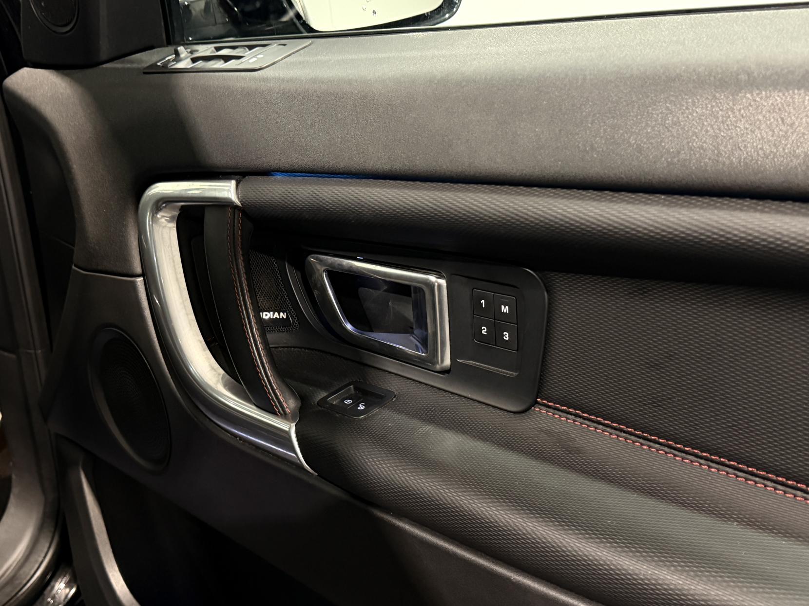 Land Rover Discovery Sport 2.0 TD4 HSE Dynamic Lux SUV 5dr Diesel Auto 4WD Euro 6 (s/s) (180 ps)