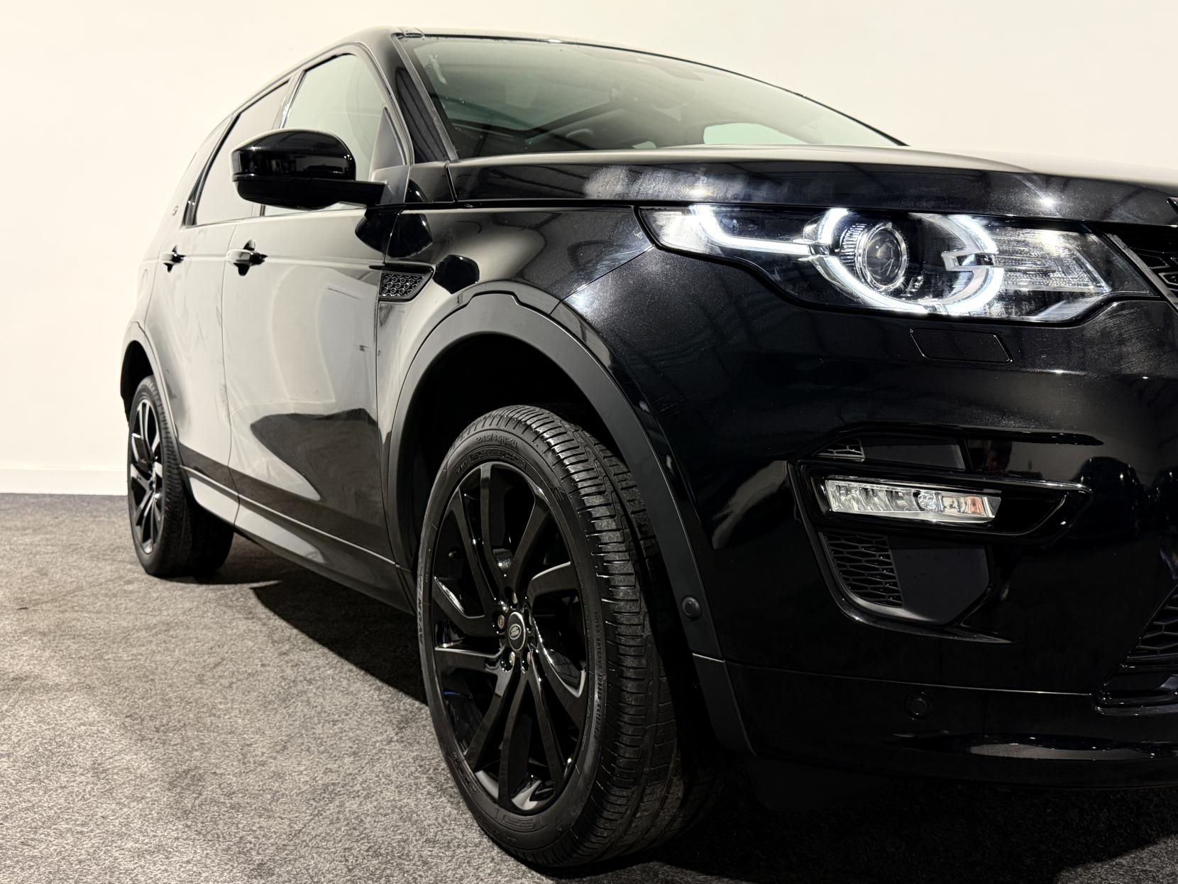 Land Rover Discovery Sport 2.0 TD4 HSE Dynamic Lux SUV 5dr Diesel Auto 4WD Euro 6 (s/s) (180 ps)