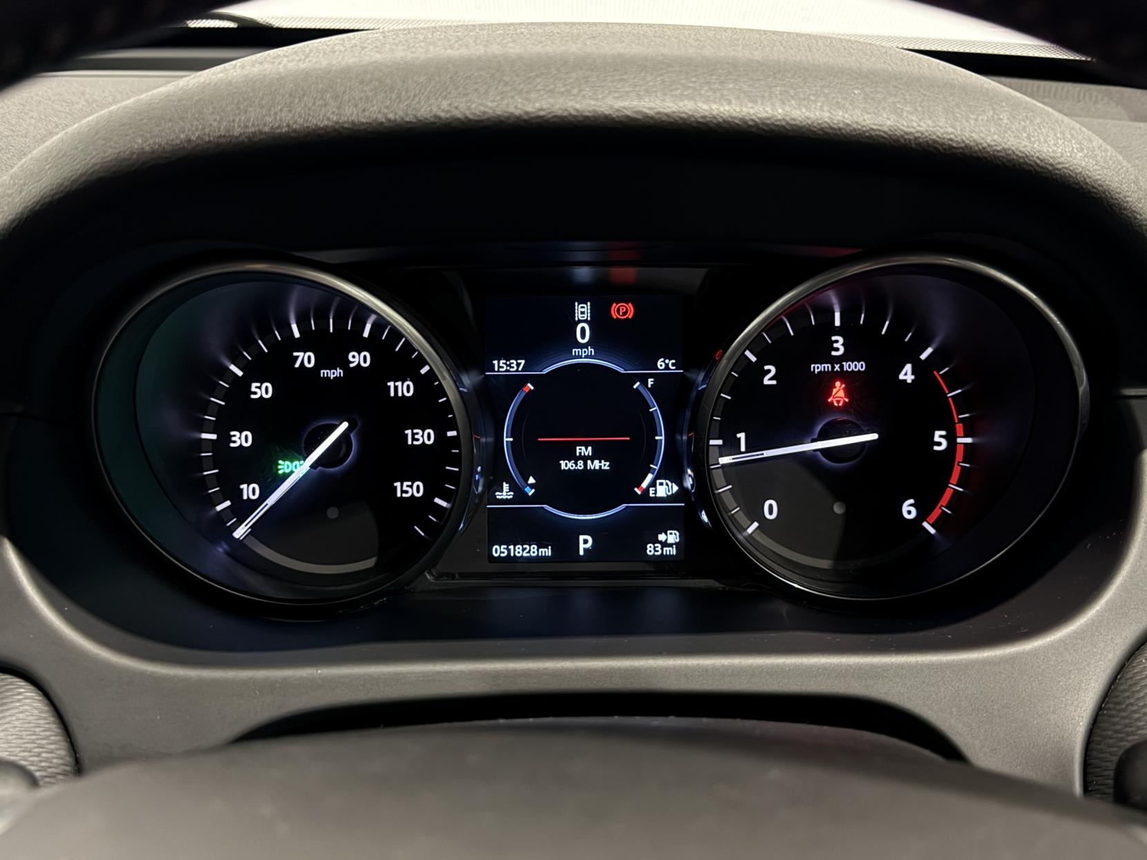 Land Rover Discovery Sport 2.0 TD4 HSE Dynamic Lux SUV 5dr Diesel Auto 4WD Euro 6 (s/s) (180 ps)