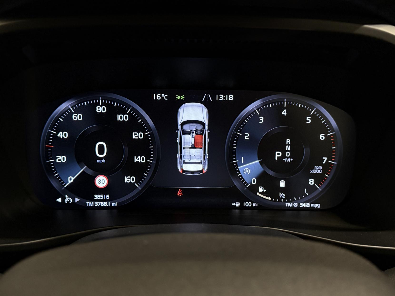 Volvo XC40 2.0 B4 MHEV Inscription Pro SUV 5dr Petrol Hybrid Auto Euro 6 (s/s) (197 ps)