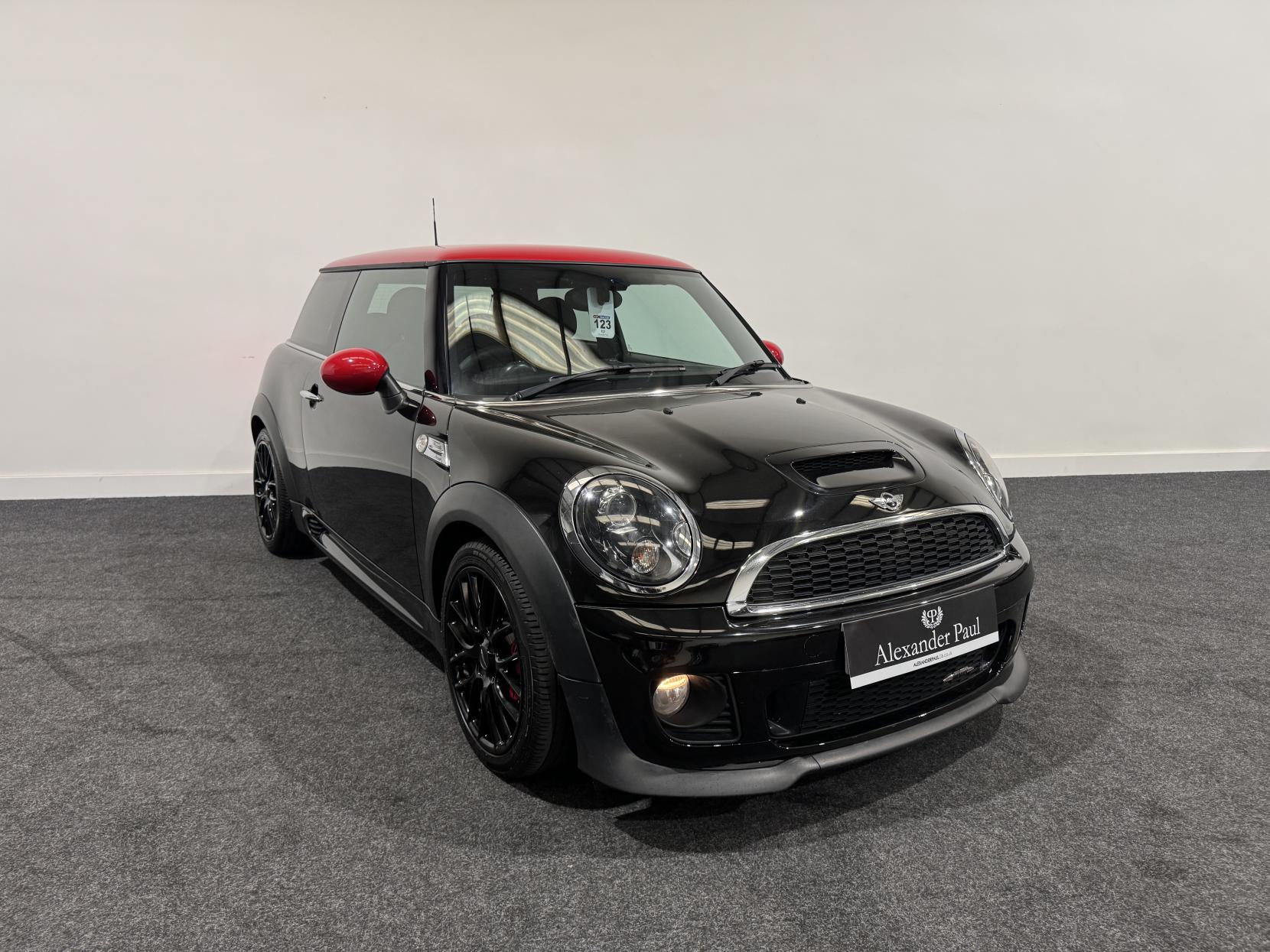 MINI Hatch 1.6 John Cooper Works Hatchback 3dr Petrol Manual Euro 5 (s/s) (211 ps)