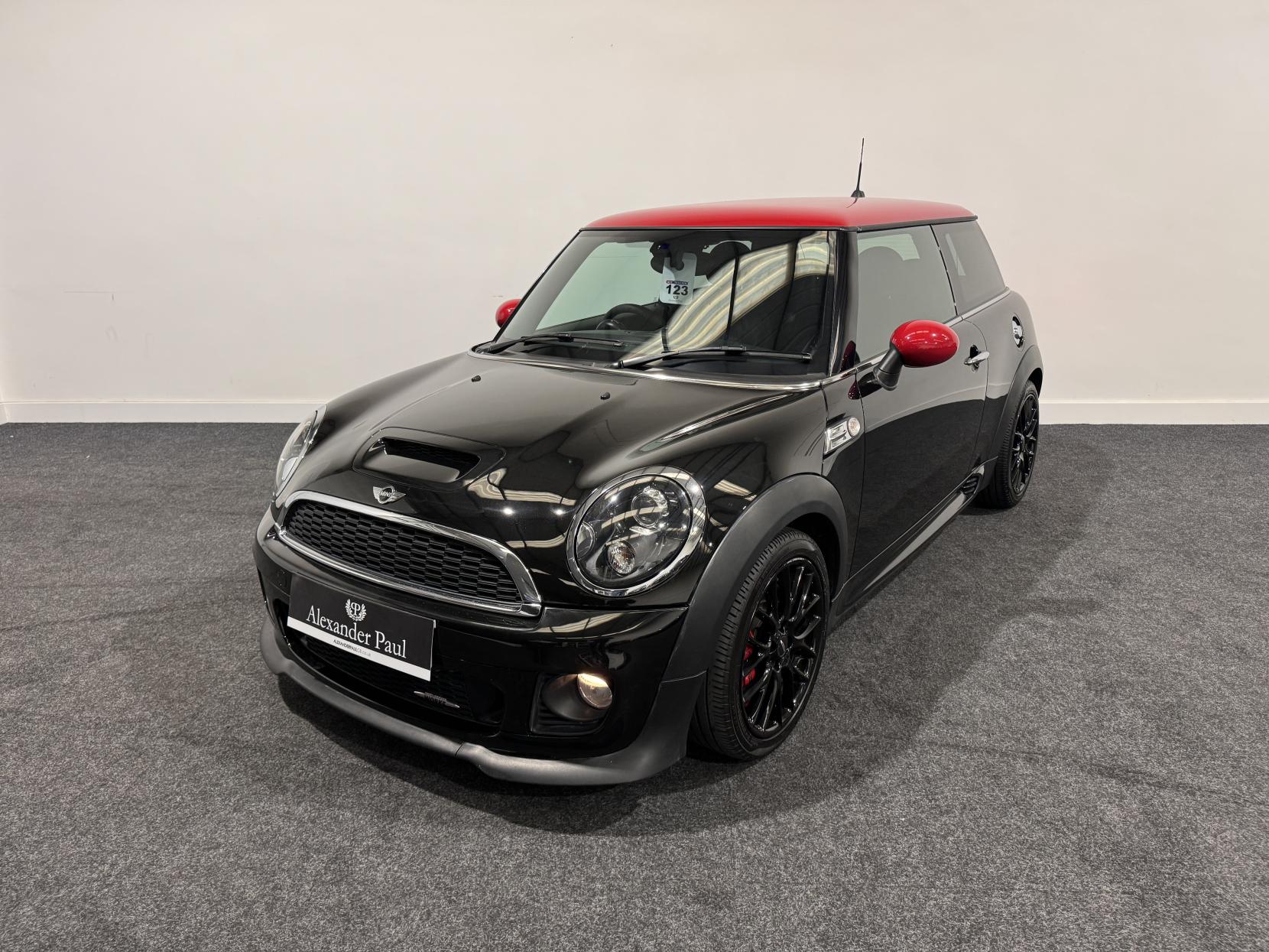 MINI Hatch 1.6 John Cooper Works Hatchback 3dr Petrol Manual Euro 5 (s/s) (211 ps)